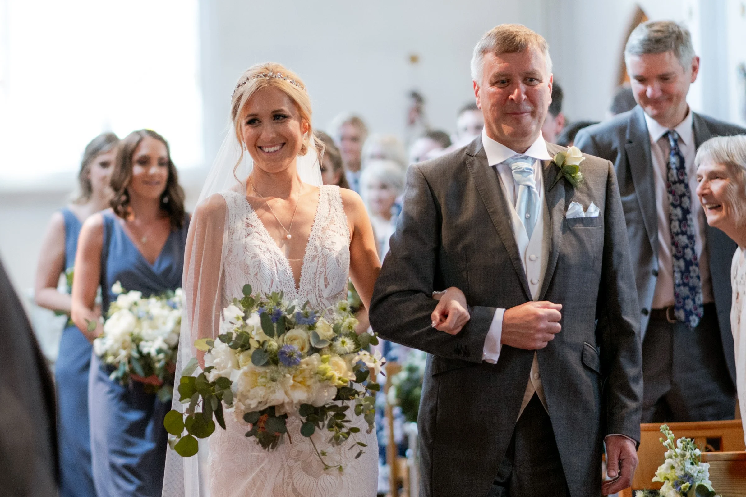 Farnham-Castle-Wedding-Photographer-4.jpg