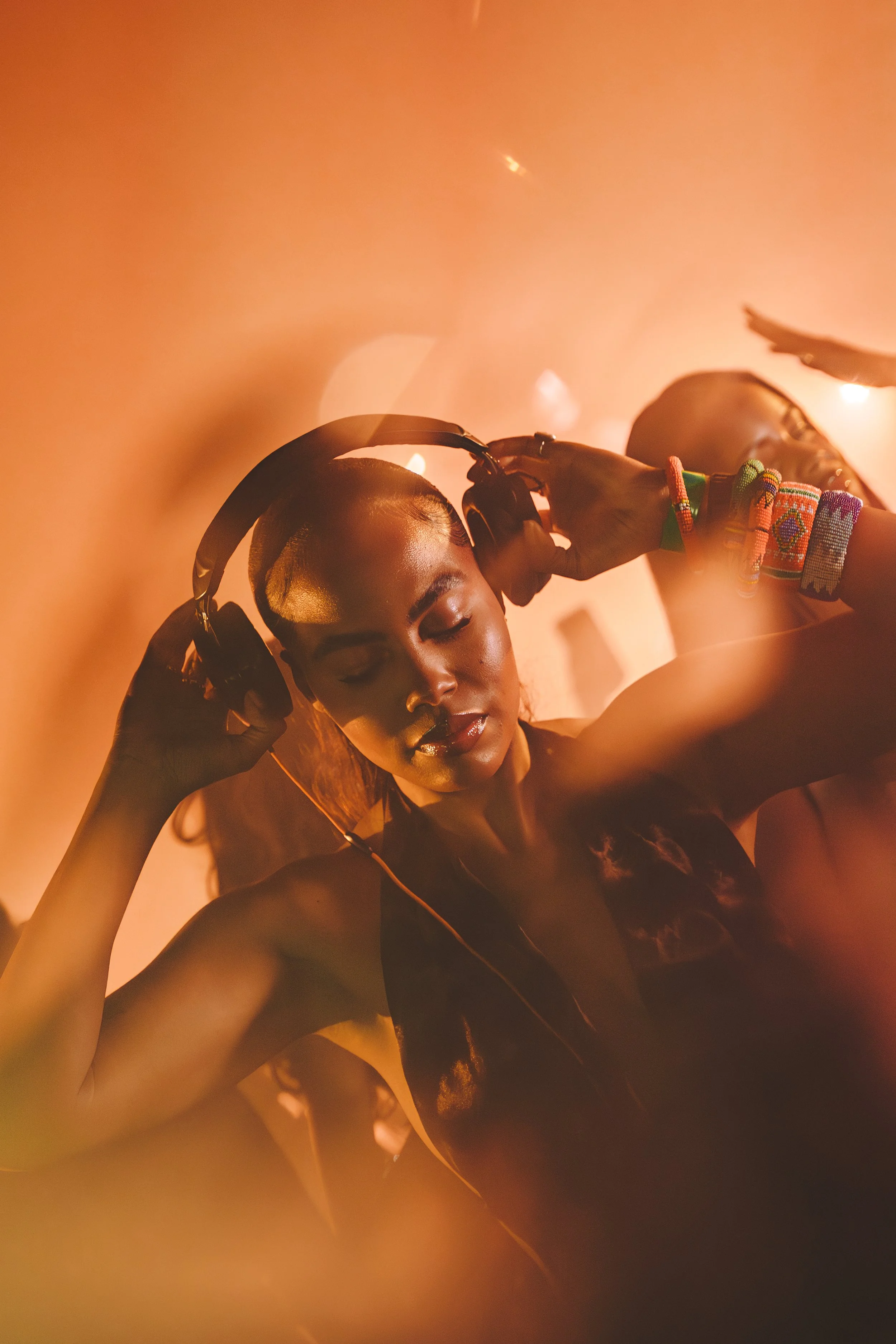 Rosey Gold - EartH Hackney