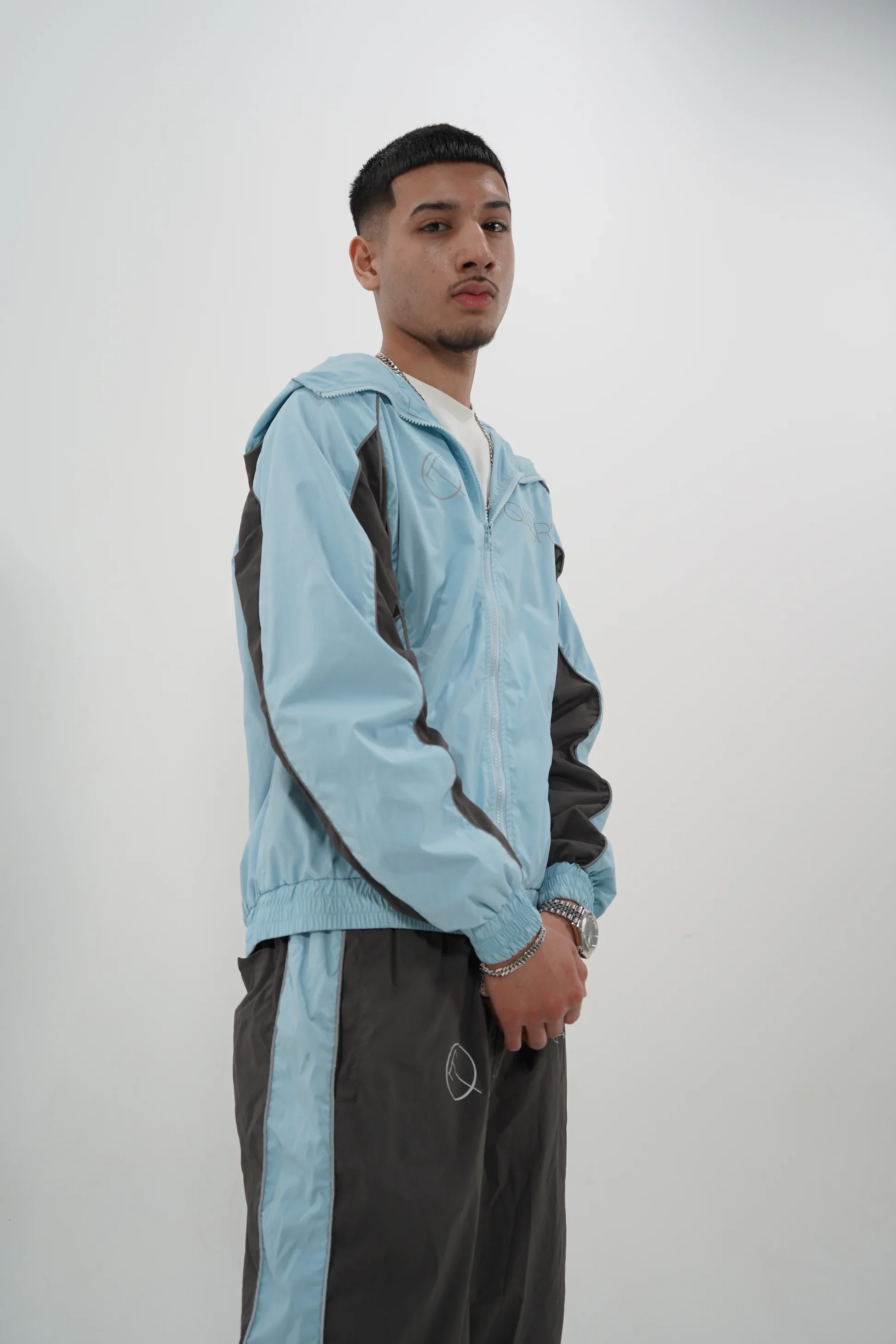 blue1.webp