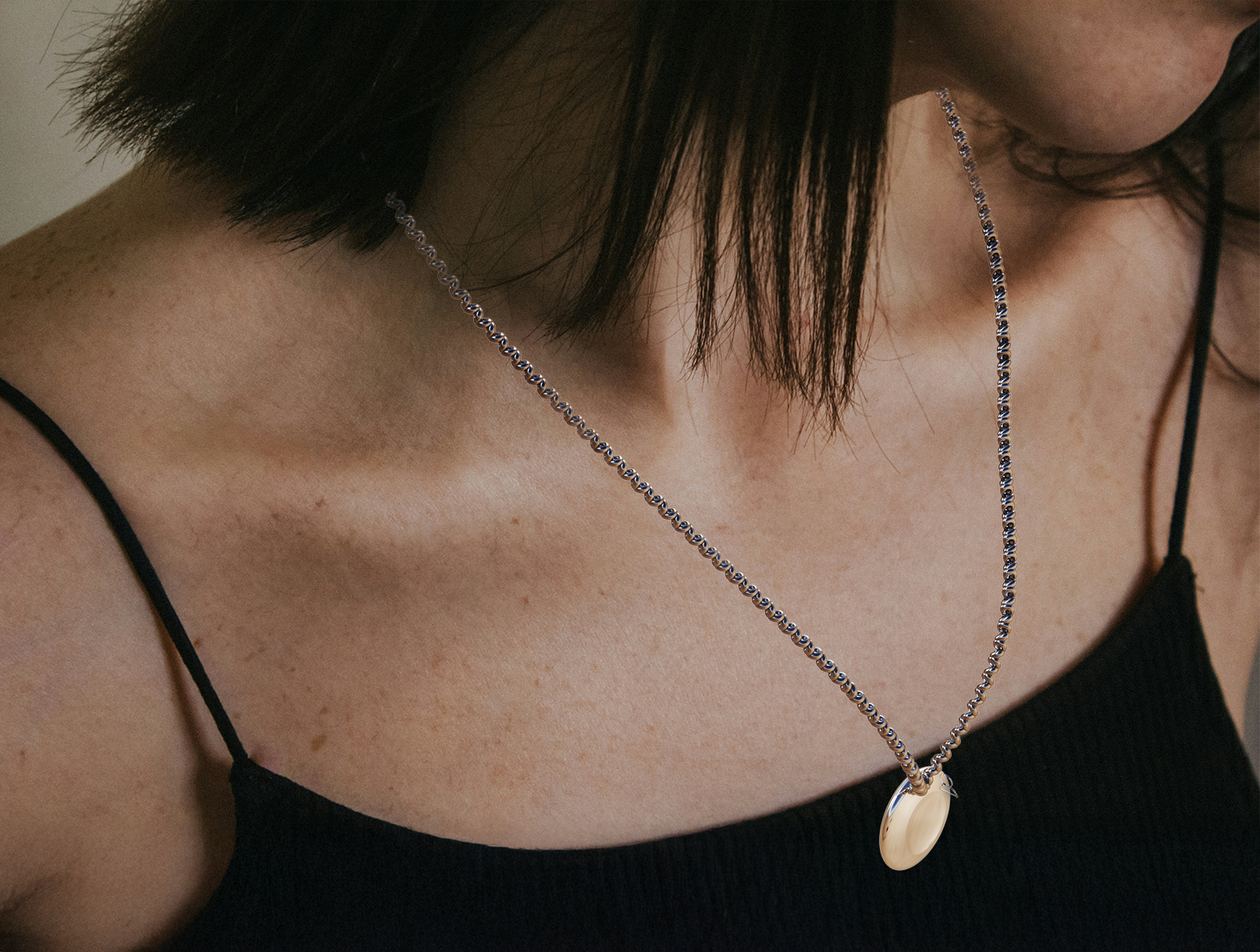 Accessories & Objects