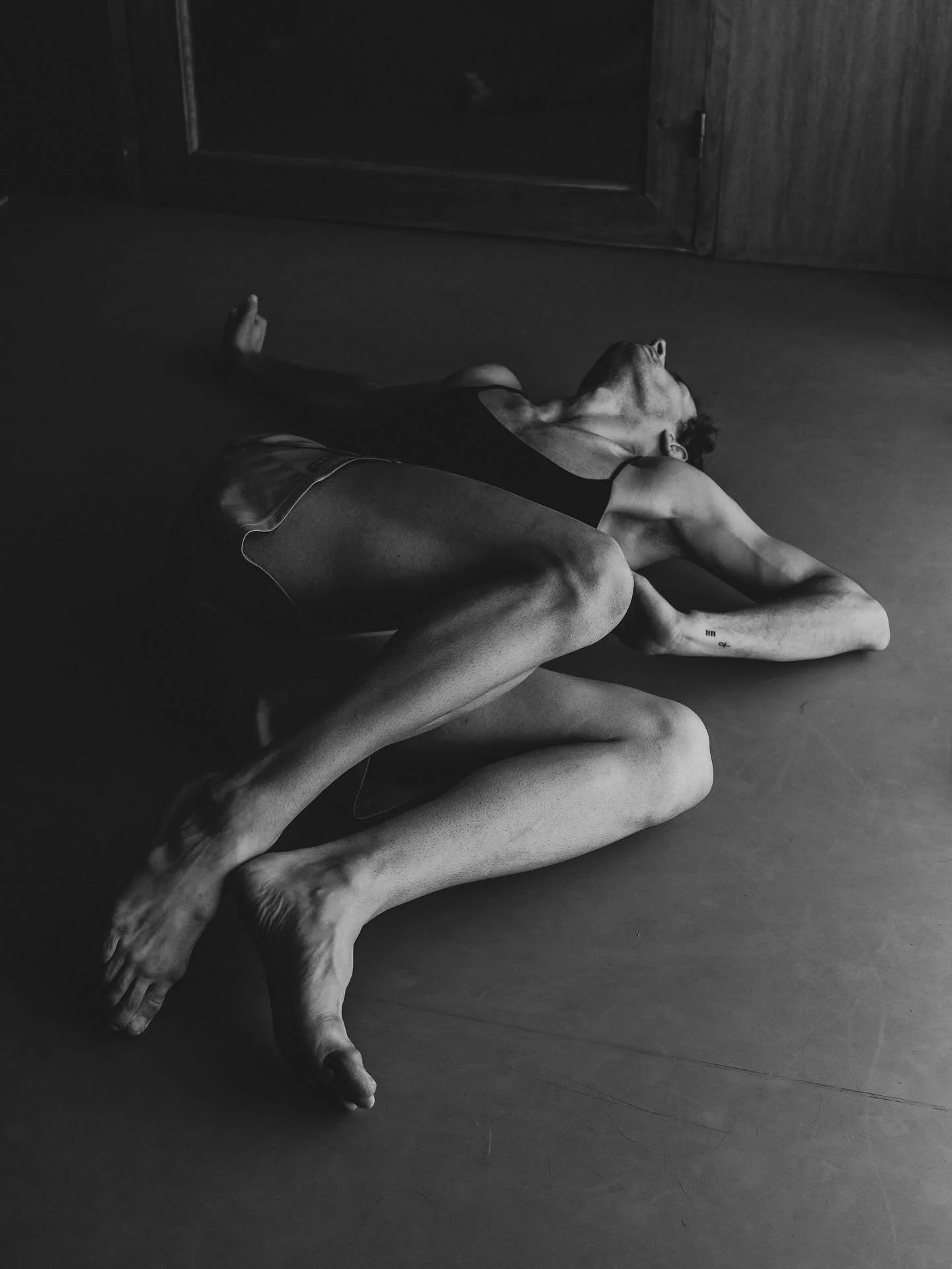 moments from my workshop &lsquo;SOFT UNFOLDING&rsquo; in Paris 

my teaching experience has brought me so many insights, and i&rsquo;m incredibly grateful to each beautiful soul who came to my workshops over the last few years. the amount of love i f