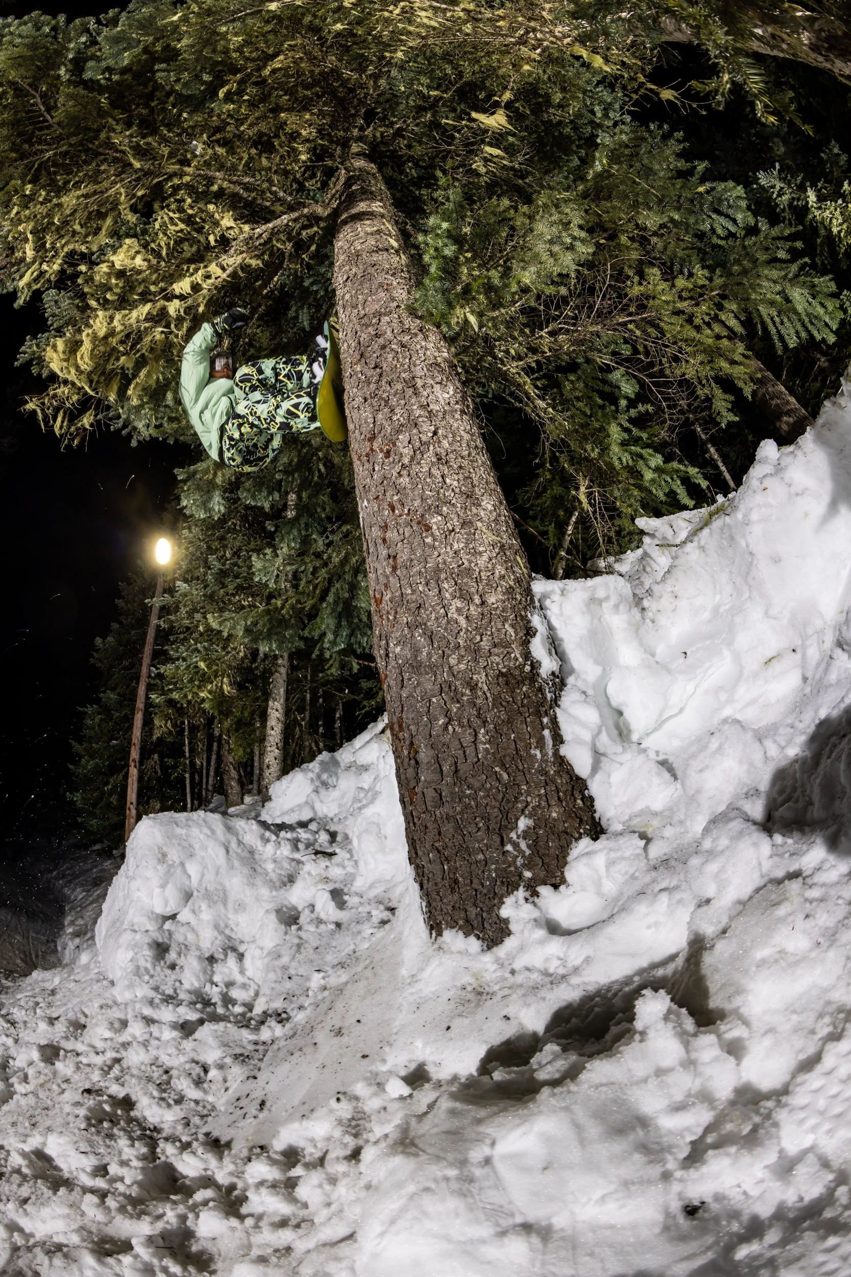 TNF_FW23_Freeride_TheLift_Yoshida-1626.jpeg