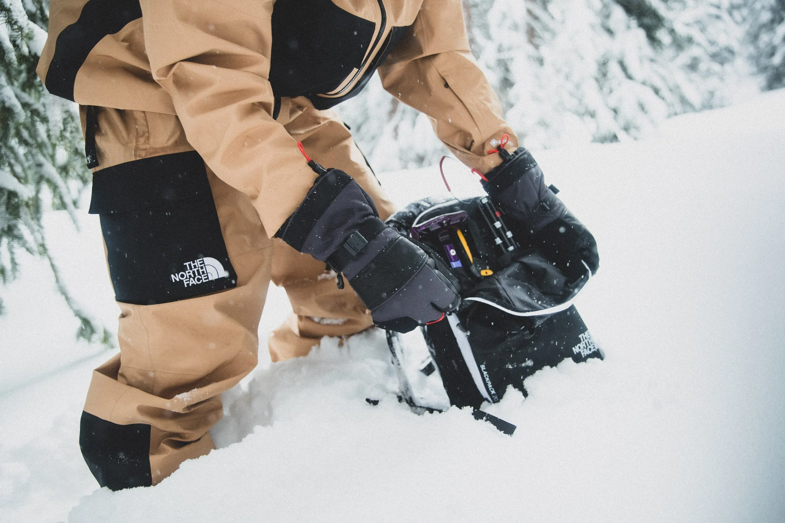 TNF_FW23_MontanaProGTX_Plumb-05.jpeg