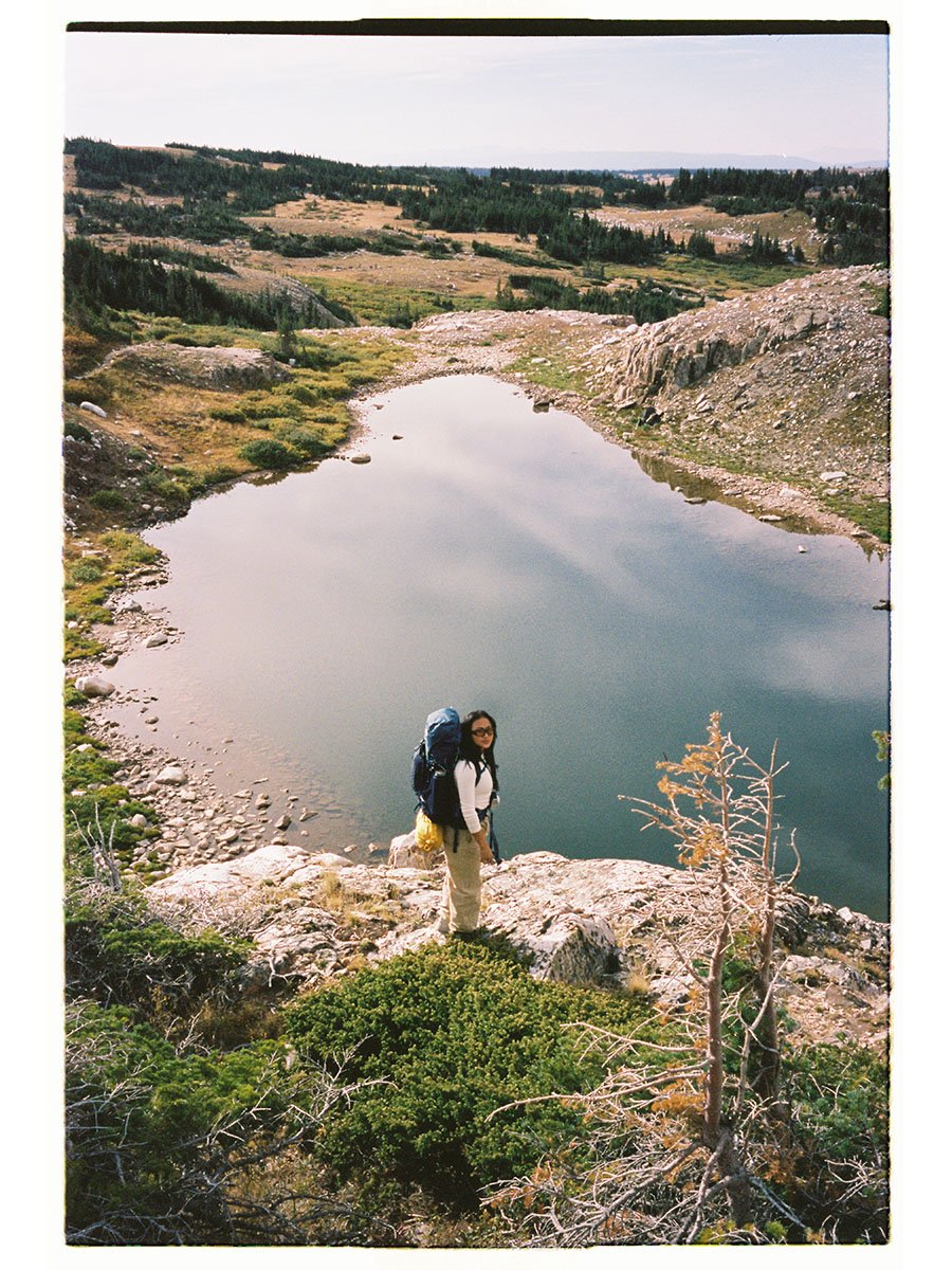 SS25_OfftrailHike_BTS_Film10.jpg
