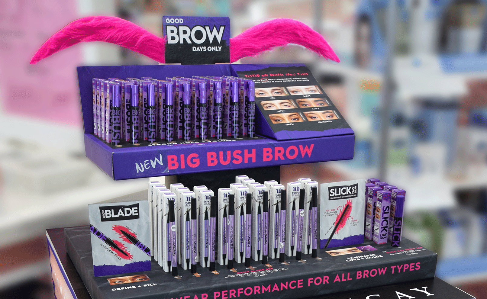 VISUAL MERCHANDISING