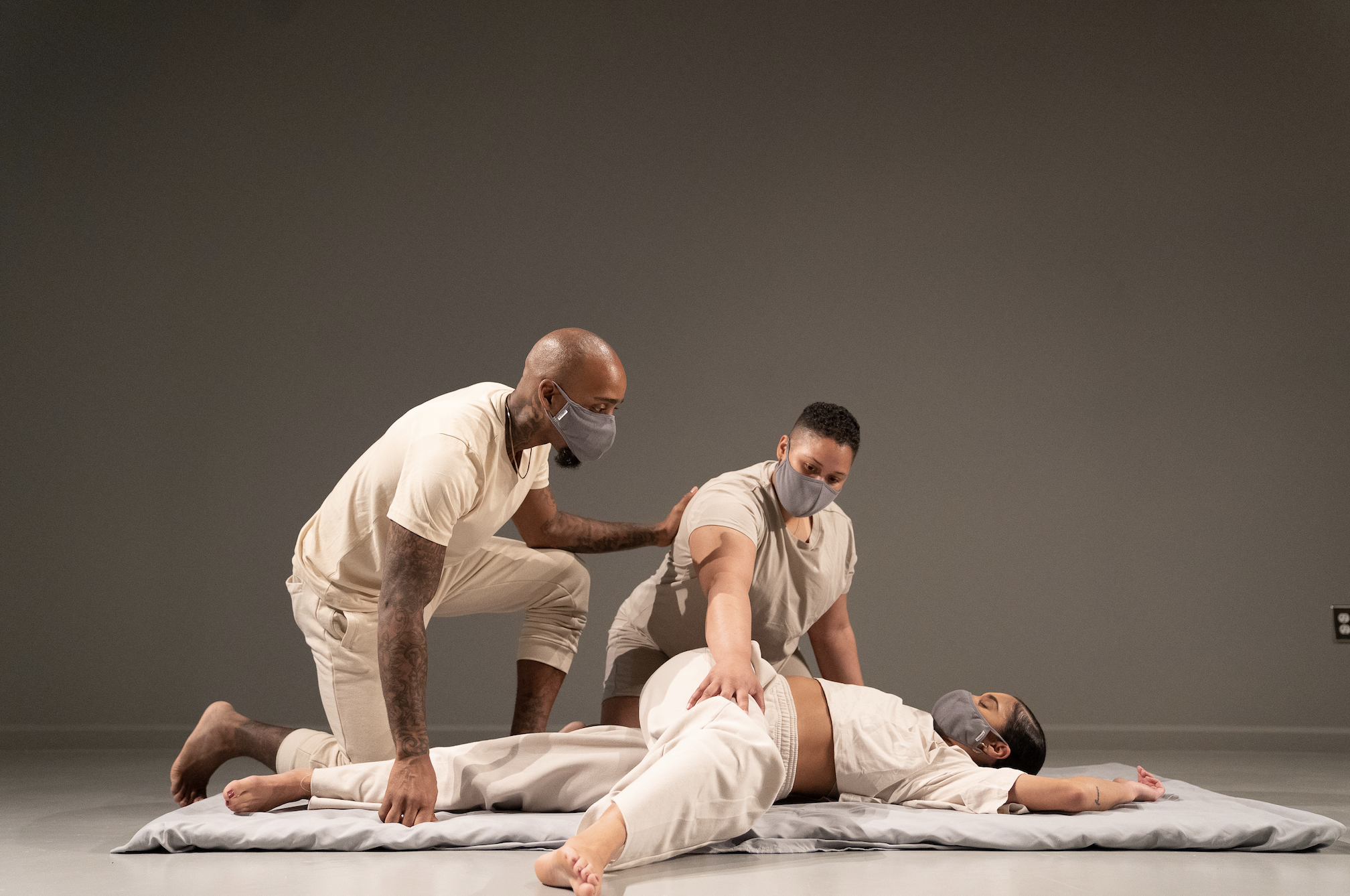 BlacThai assisted stretch