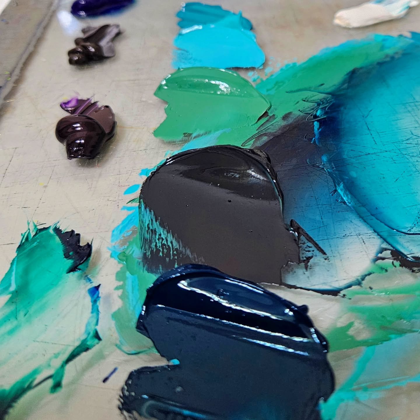 Sign up for my color mixing class "How to Not Make Mud" at the @cleinstituteart 
Registration now open! Link in bio. 
Class begins Nov. 4
#clevelandart #colortheory #oilpaint #paintmixing #cia