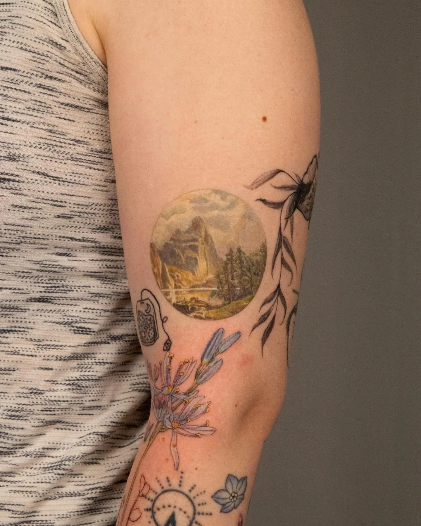 ✨ a perfectly healed Bierstadt painting ✨

healed 1 year, fine art tattoo, micro realism tattoo, color tattoo, Miami tattoo artist, traveling tattoo artist, fine line tattoos

#inked #healedtattoo #tattooartist #tattoo