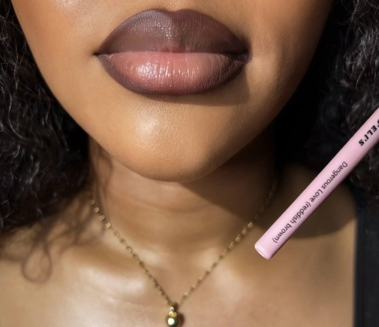 Dangerous Love ( Reddish Brown )