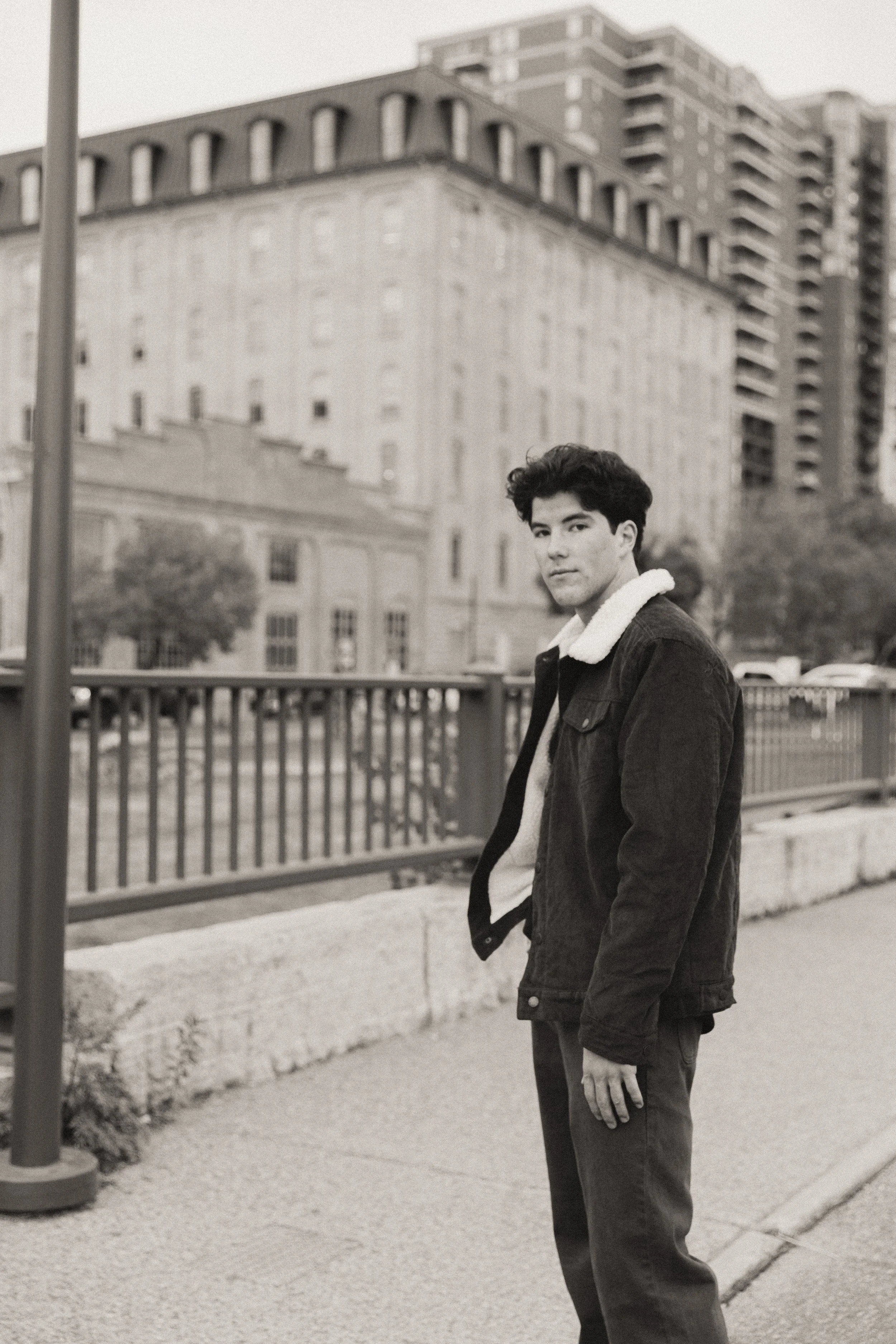 zane senior mil city ruins-15.jpg