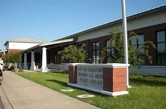 Front Walkway of Crestview Public Library
