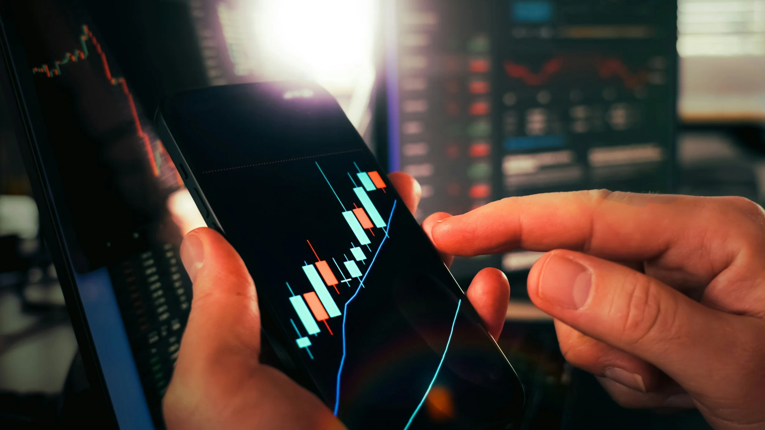 How an Investment Portfolio Advisor in Austin May Help Investors Stay Focused Long Term