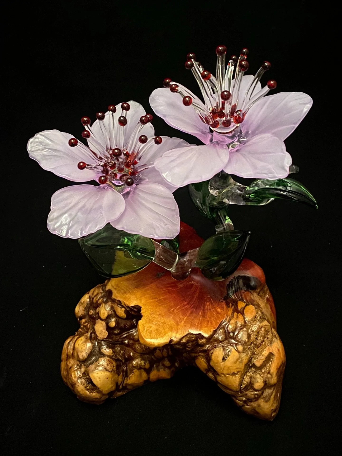 Loving these cherry blossoms! 😍🌸

Find these &amp; more on our website - lawrencefamilyglass.com

#lawrencefamilyglass #lawrencefamilyglassblowers #nashvilleindiana #visitbrowncounty