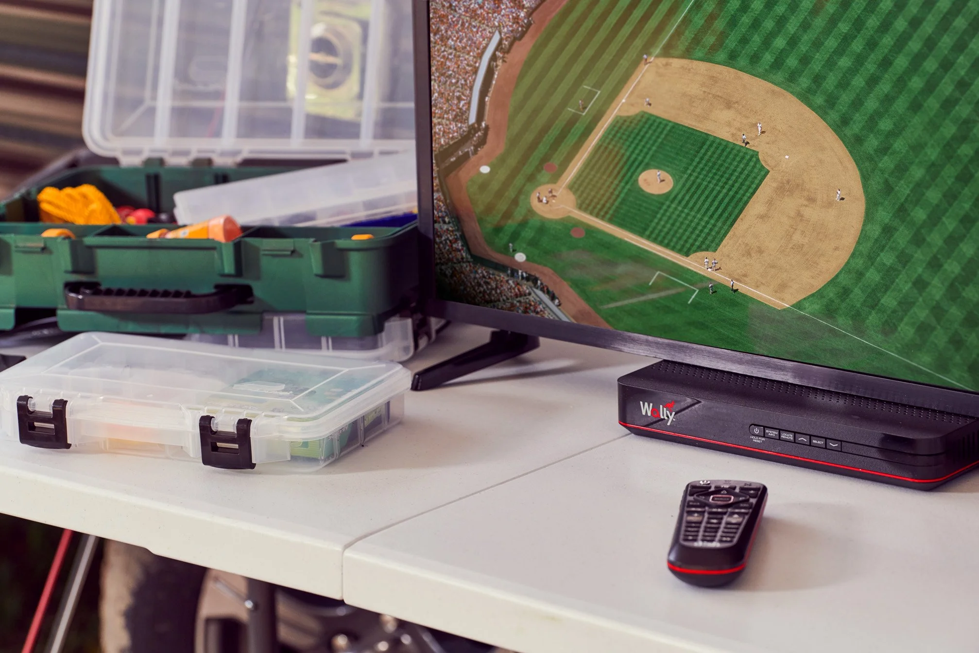 180516_dish outdoors_shot 06_116_RGB_low-res.jpg