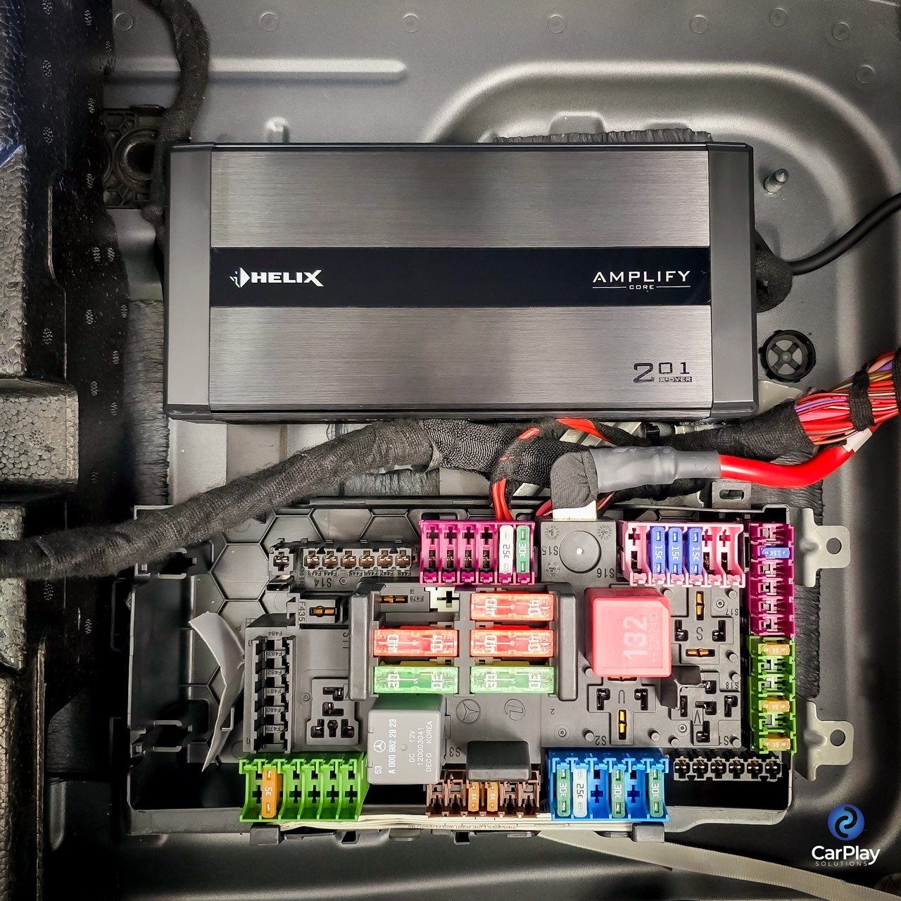 Helix Amplify series amplifier seamless installation