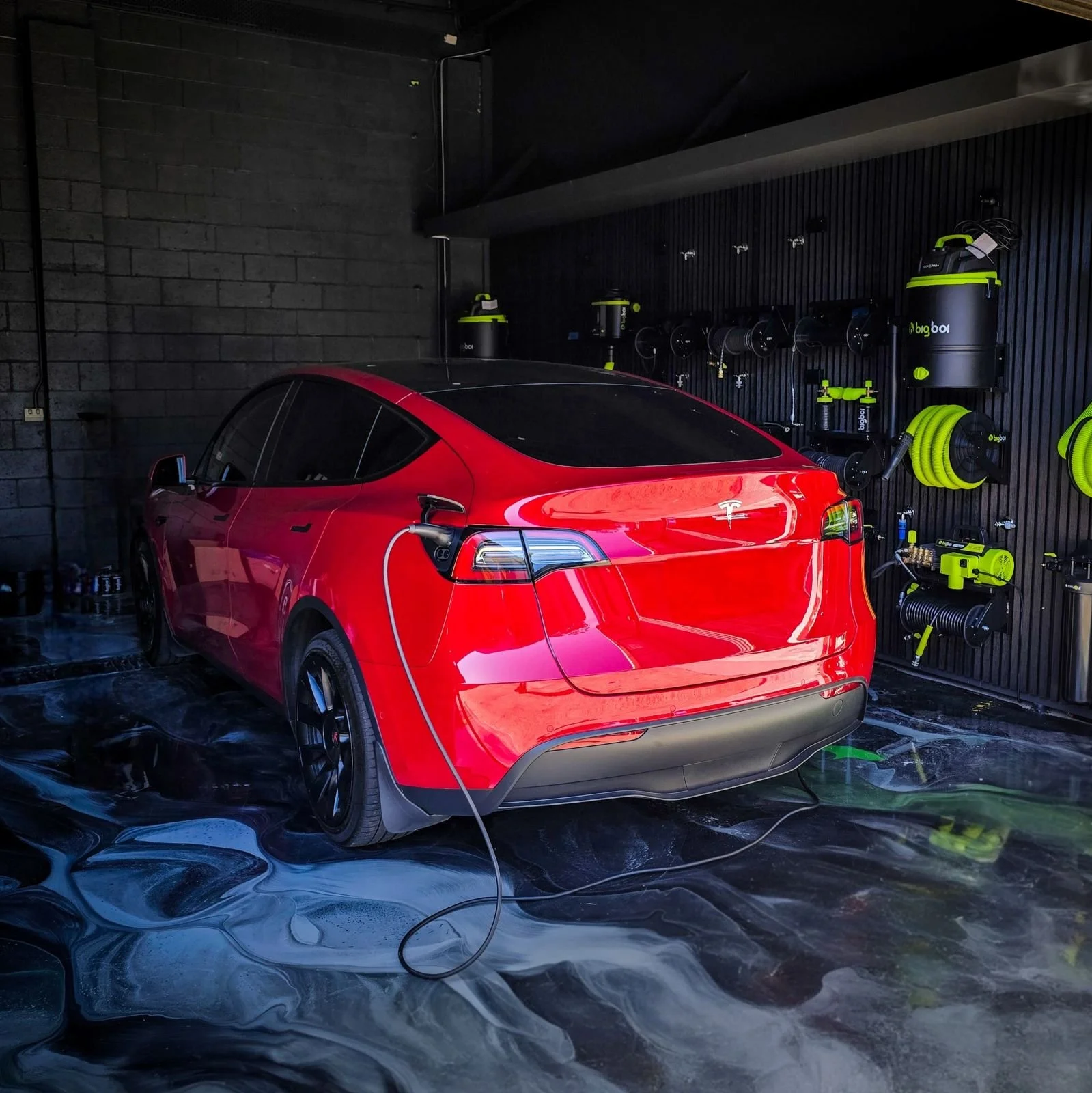 2023 Tesla Model Y RWD speaker upgrade