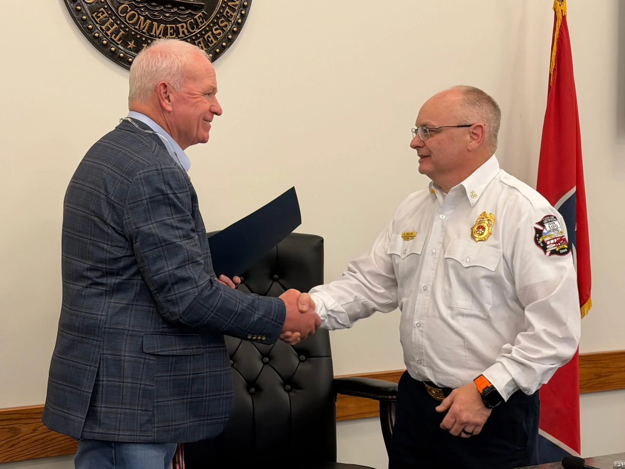 City of Dickson Recognizes Assistant Fire Chief Kane Sesler For 31 Years Of Service