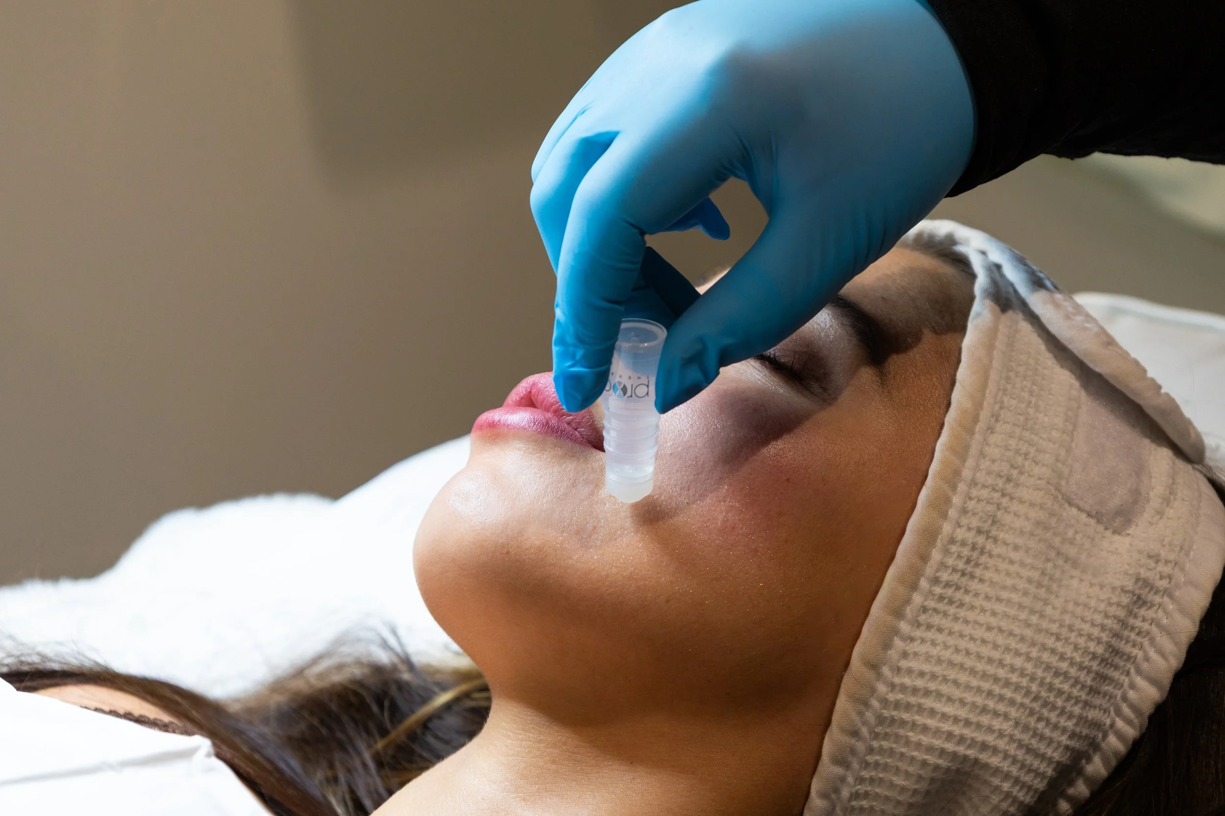 Microchanneling vs. Microneedling