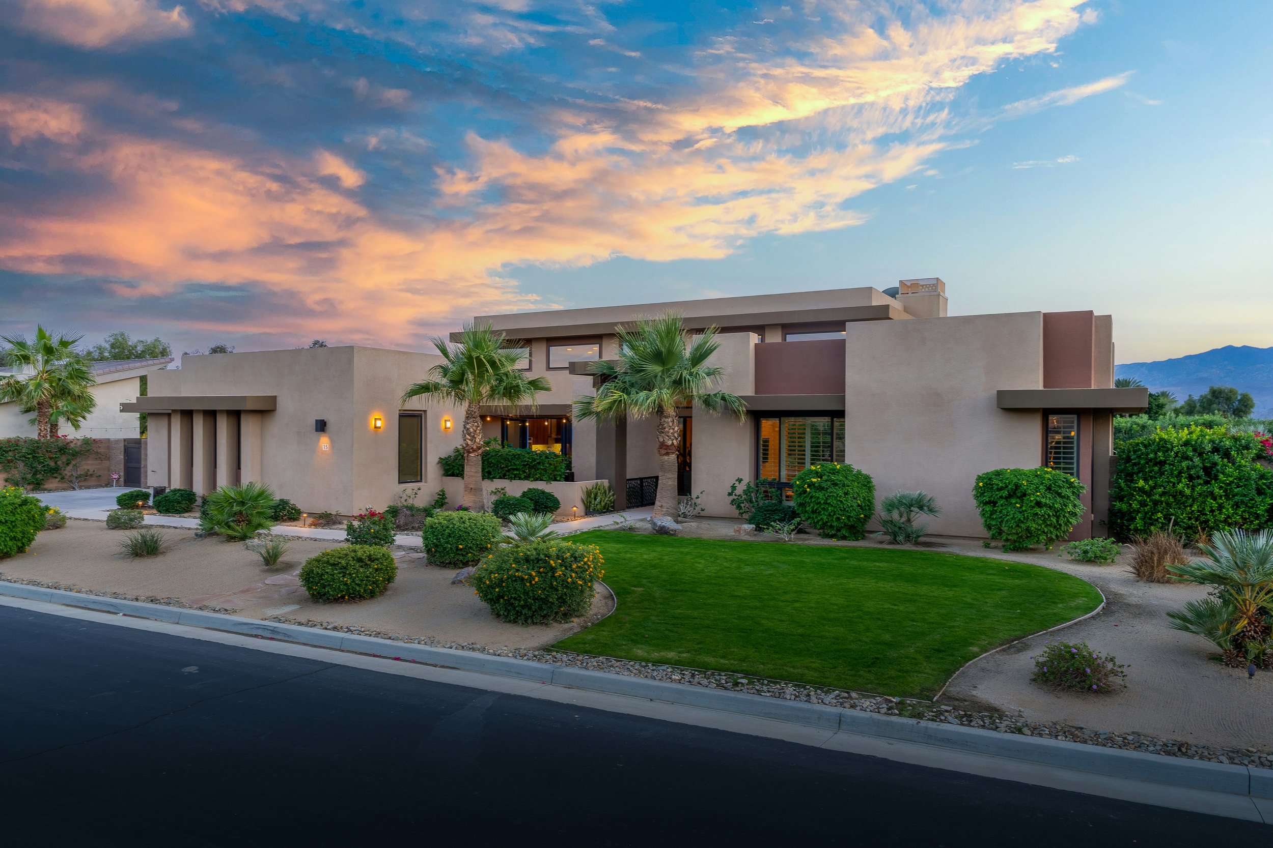 Twilight exterior of a modern Arizona home used to showcase real estate photography services