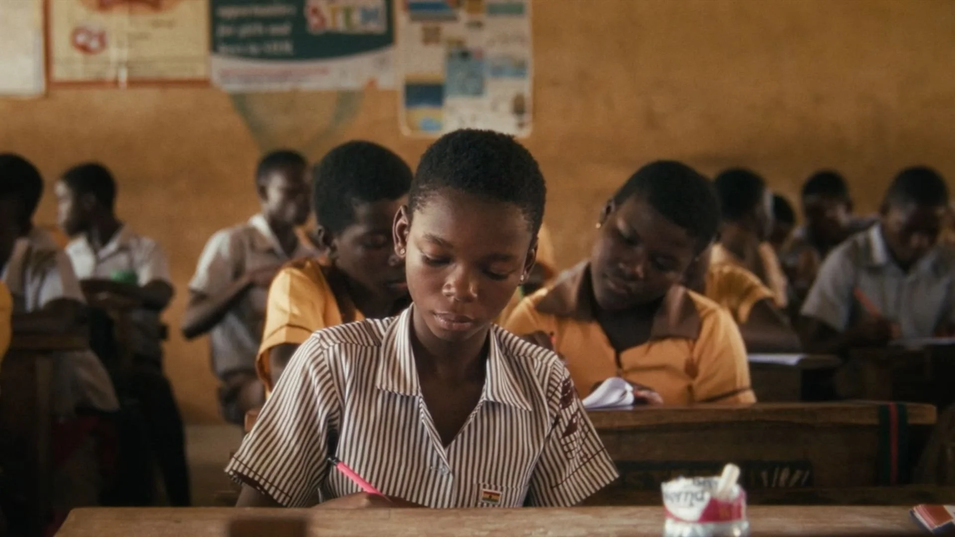 Buy Food with Plastic - Doc Serie