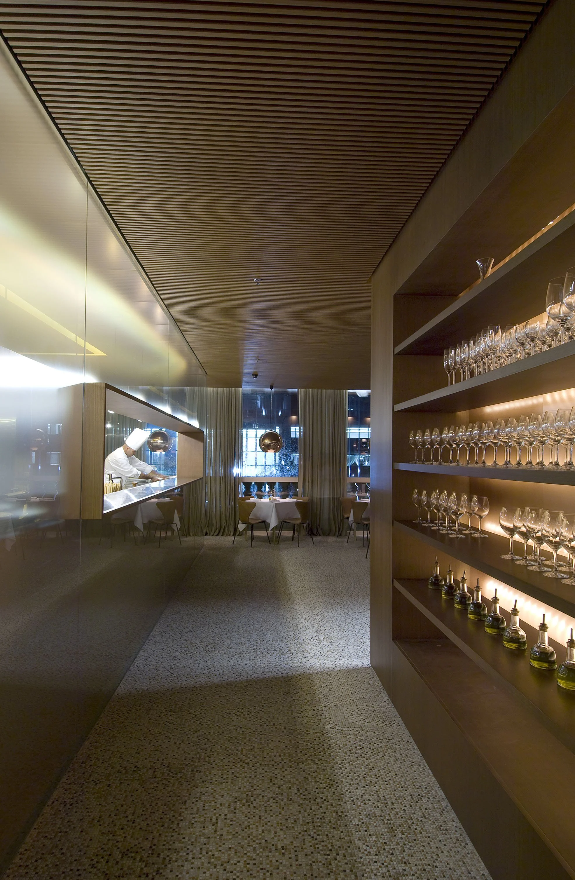 restaurant forrenia5.jpg