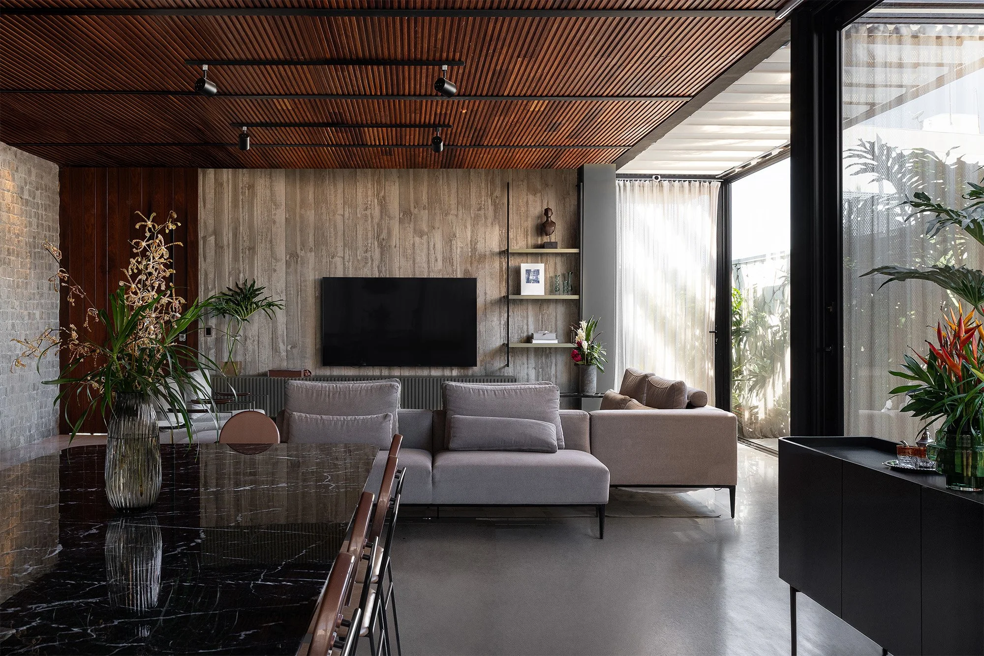 LAM HOUSE