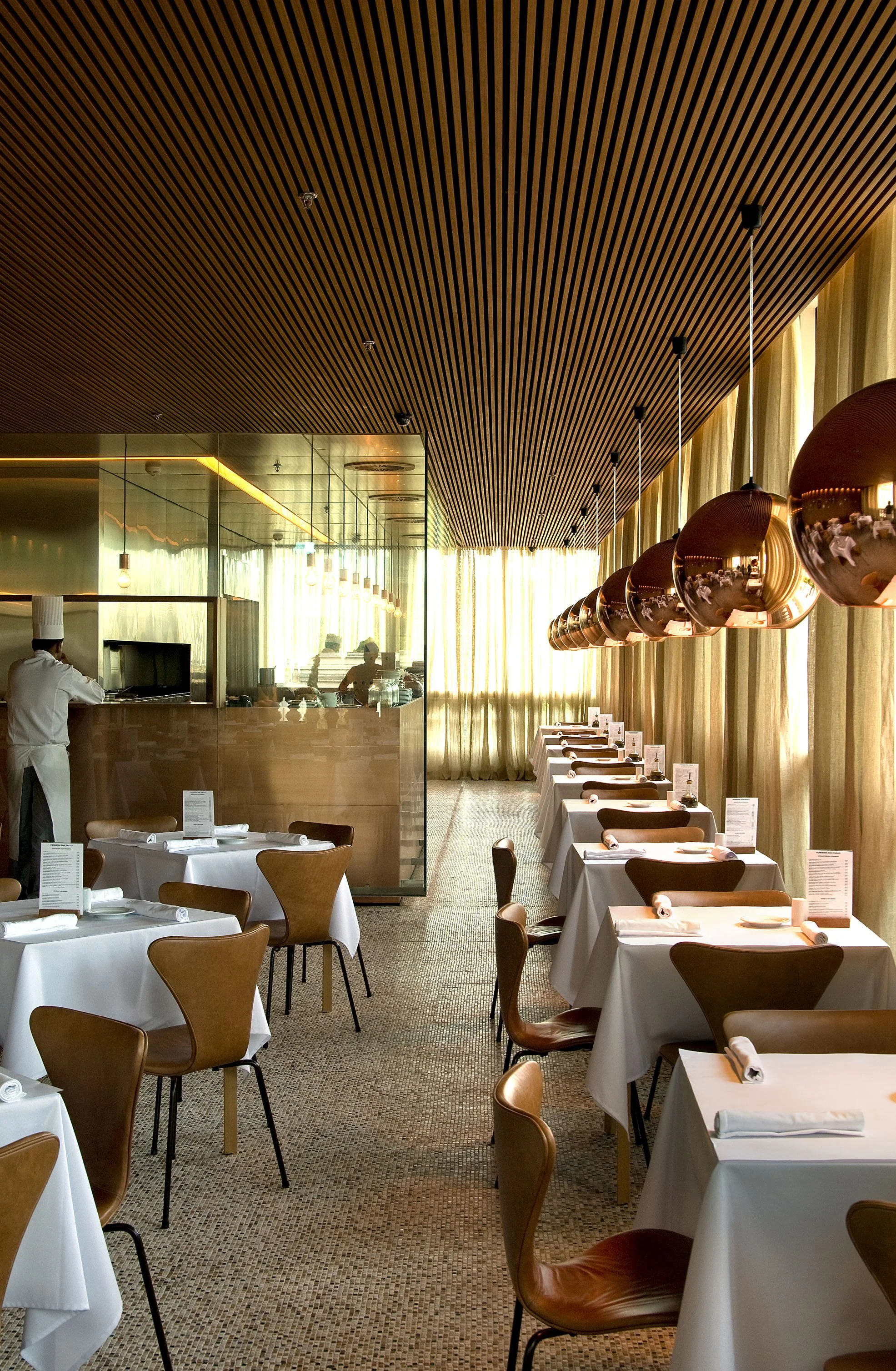 restaurant forrenia6.jpg