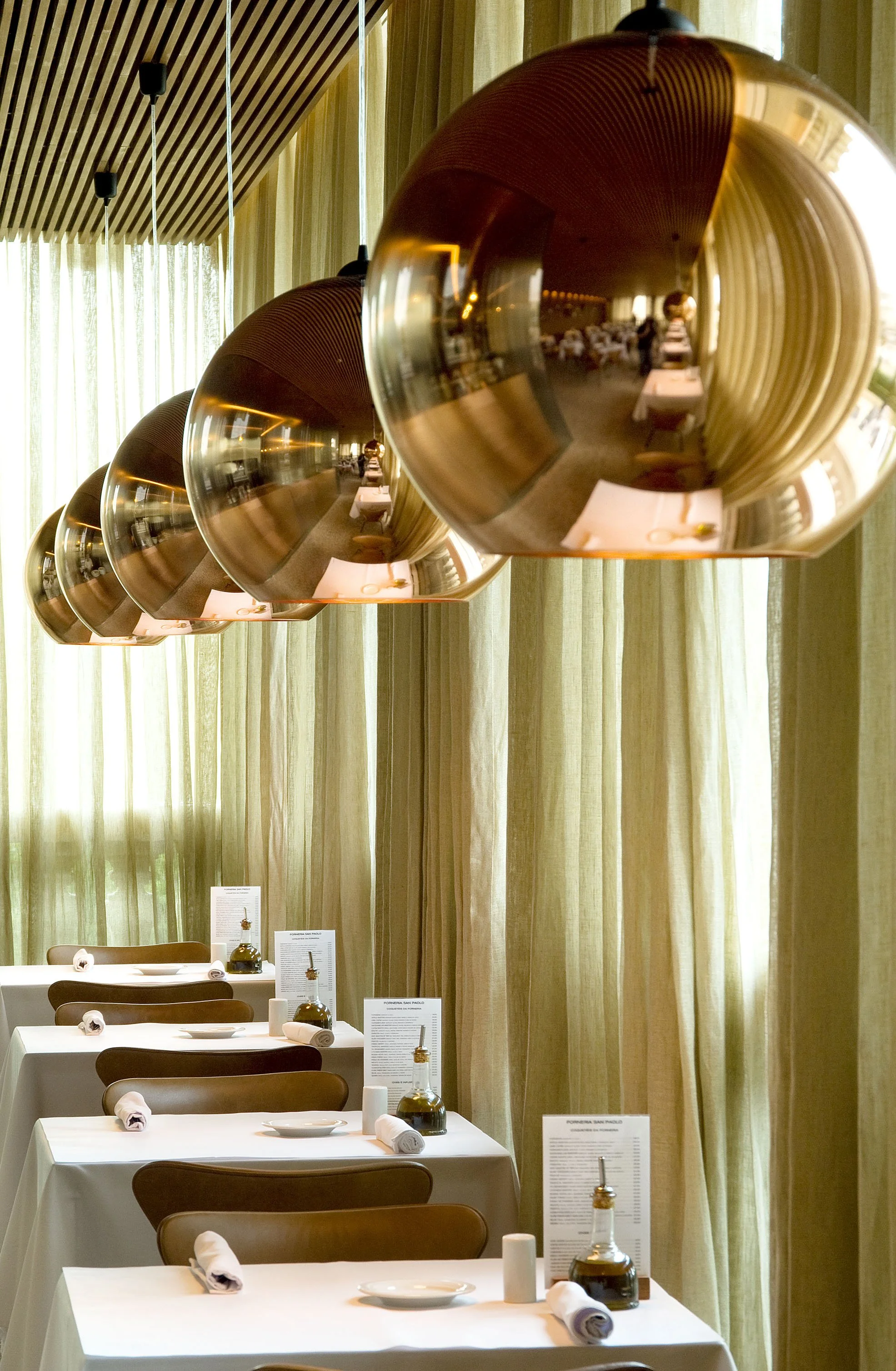 restaurant forrenia9.jpg
