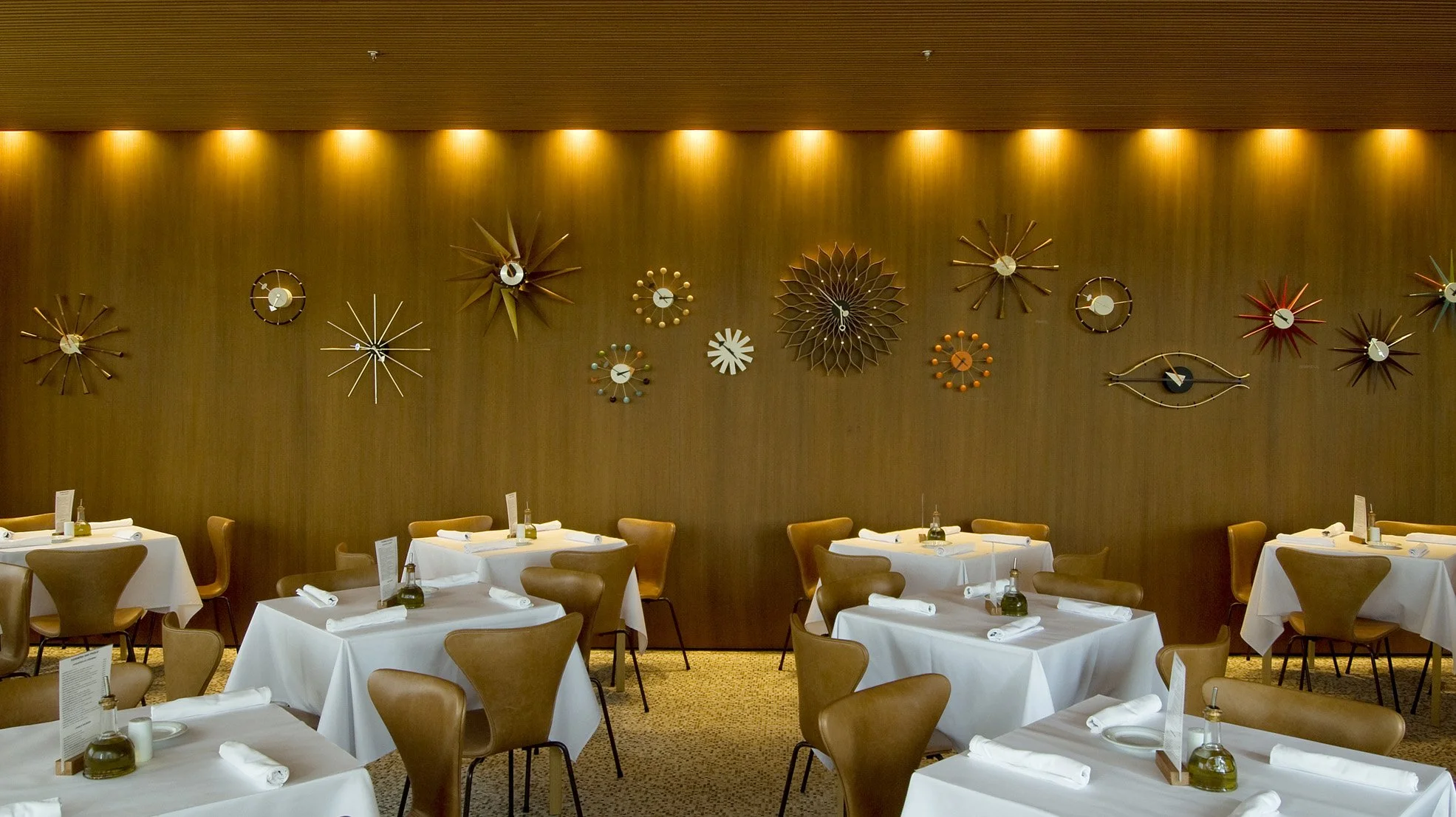 restaurant forrenia2.jpg