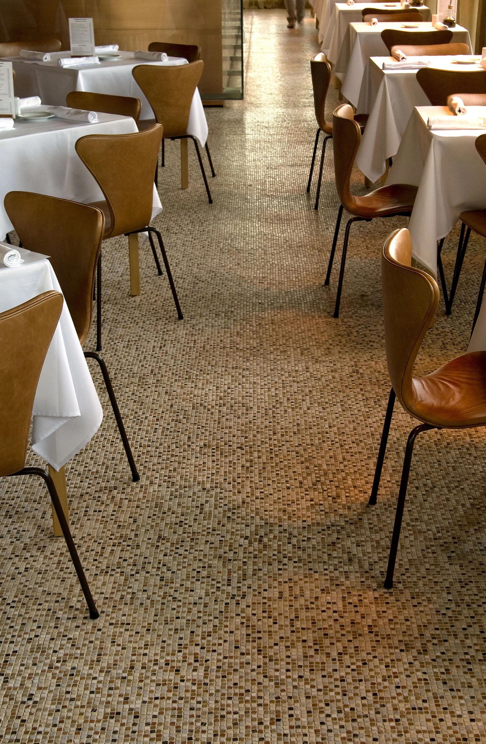 restaurant forrenia7.jpg
