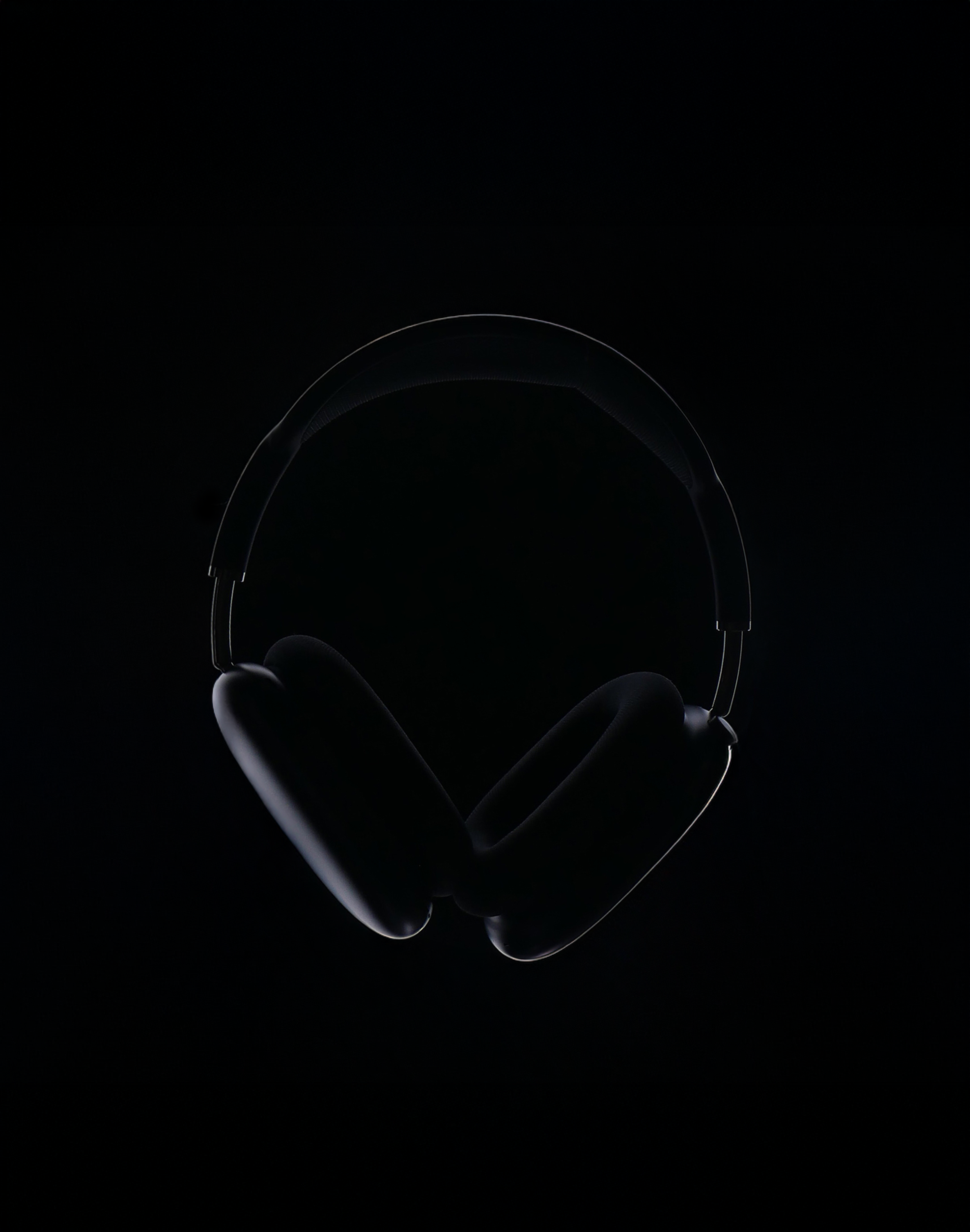 20250217_BlackonBlack_AveriettZ_.png