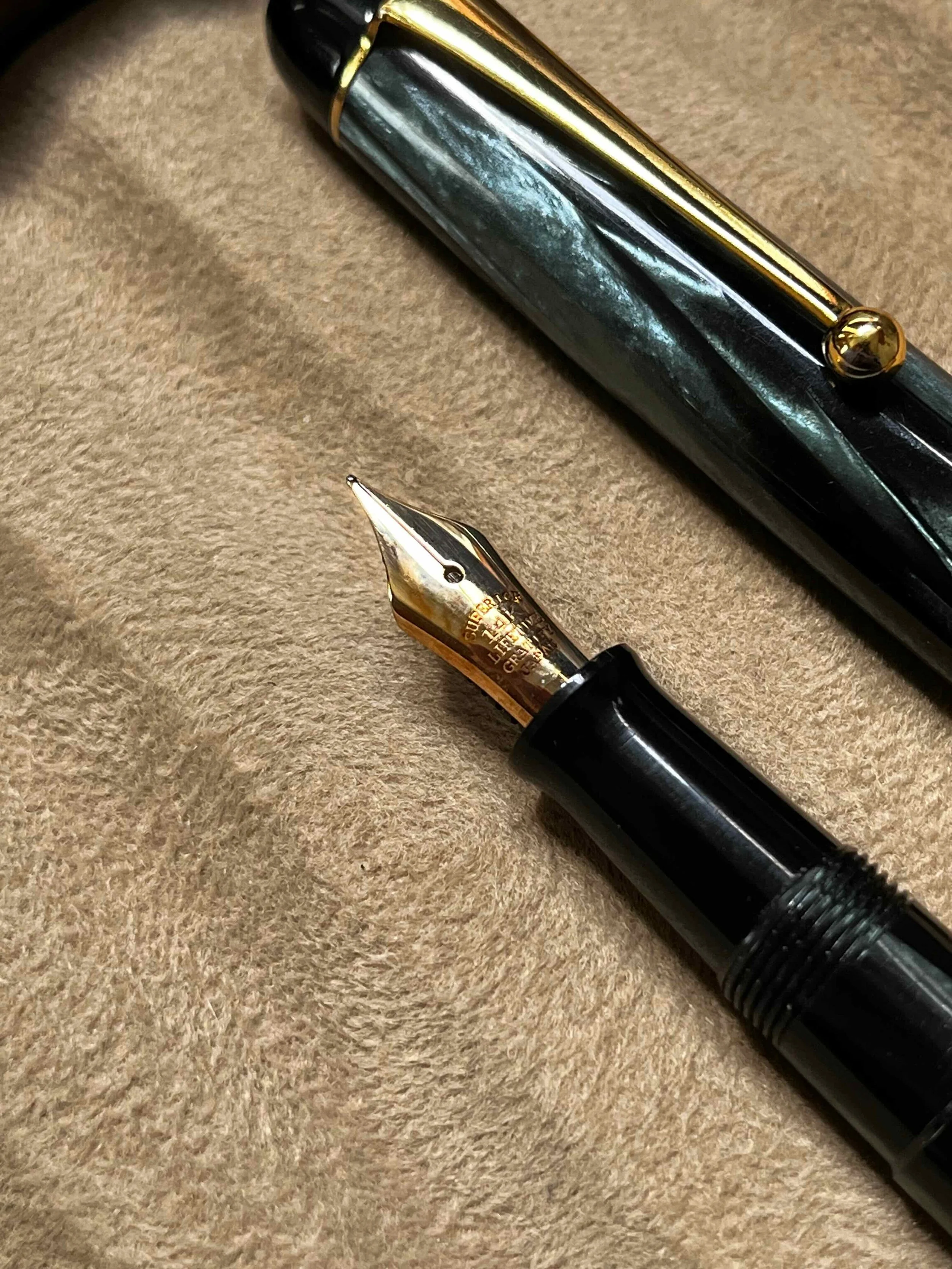 Kato Seisakusho's (加藤清) 14K nib SUPERIOR 14K LIFETIME GRATIFY JAPAN