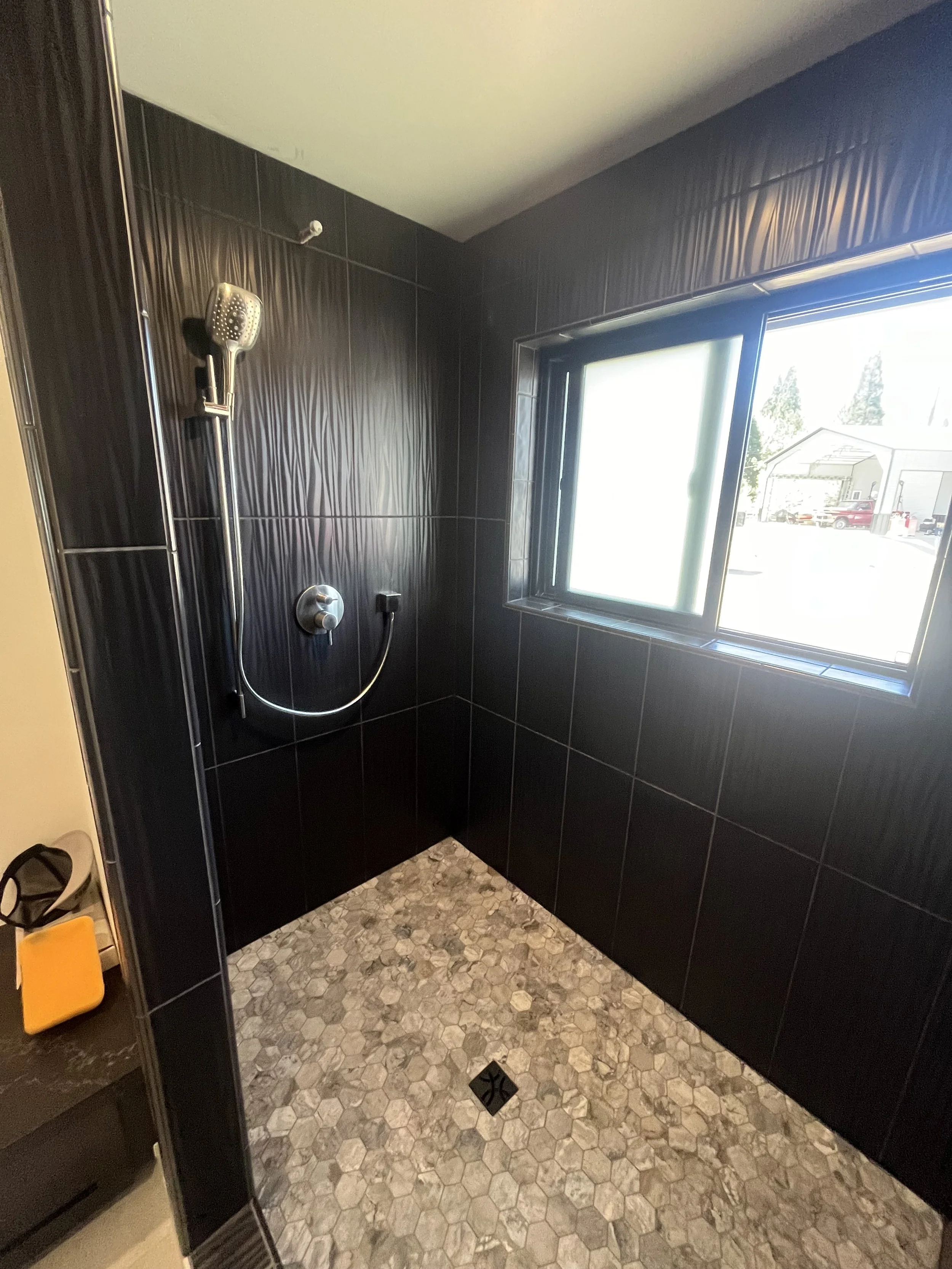 Oranssi project: slat roof