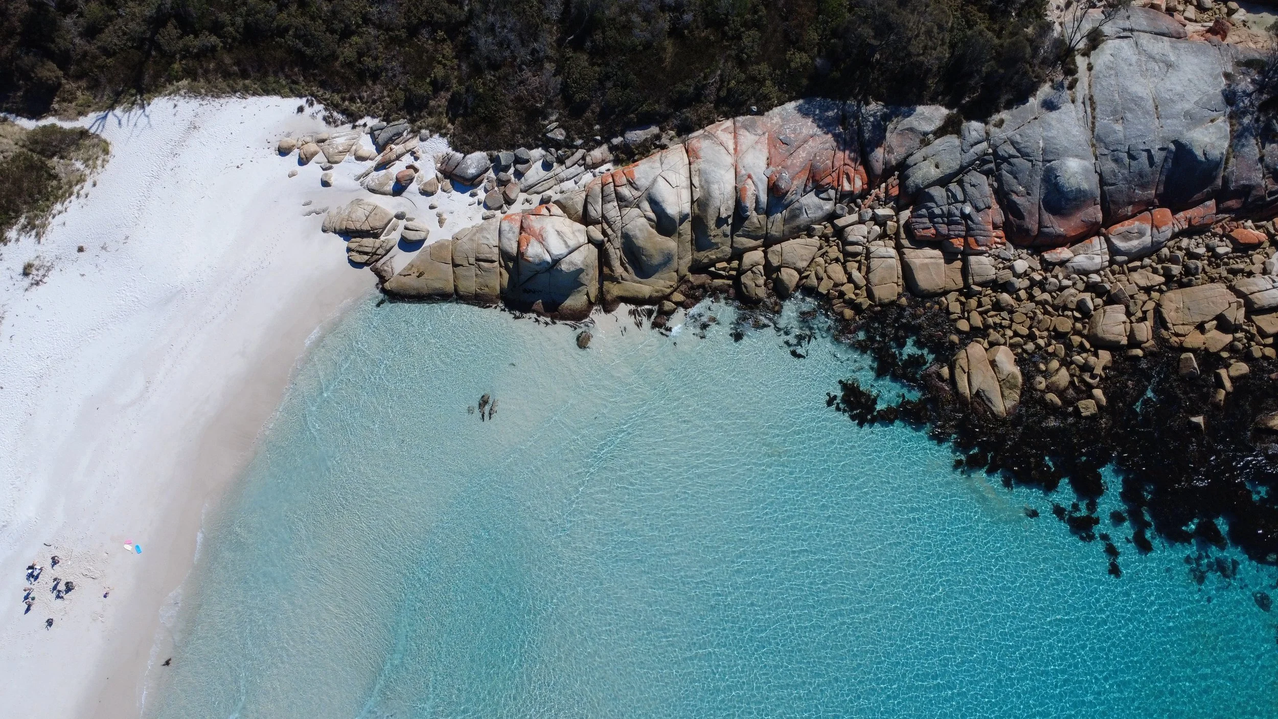 Binalong Bay with Bay of Fires Orange Rocks