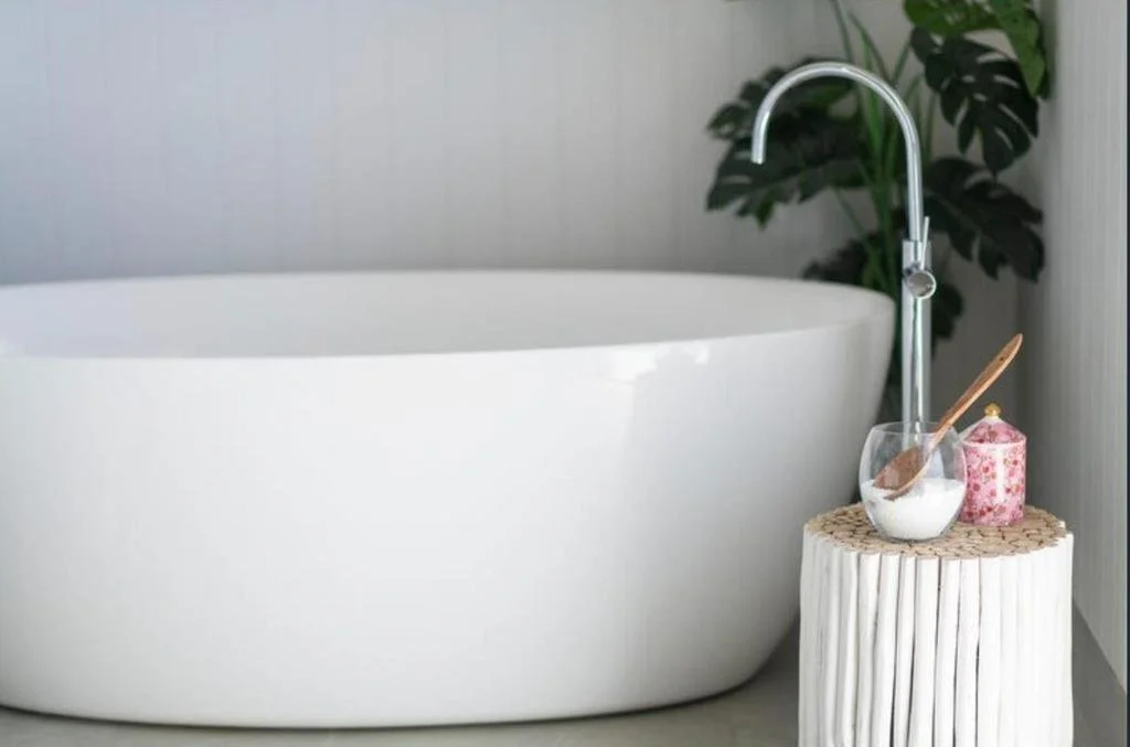 Ensuite bathroom at Fairfax Pavilion luxury accommodation Bowral