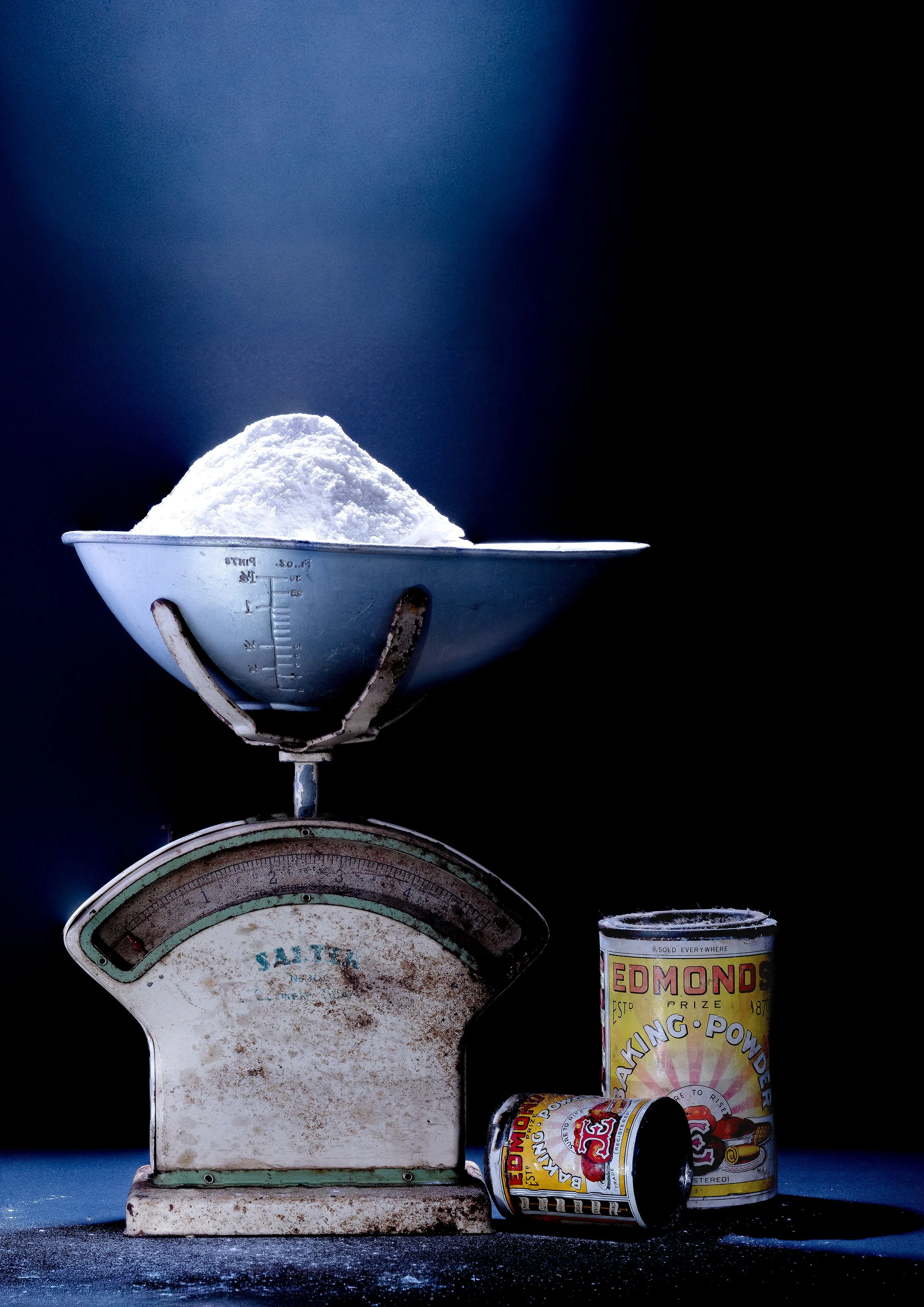 flour and scale2.jpg