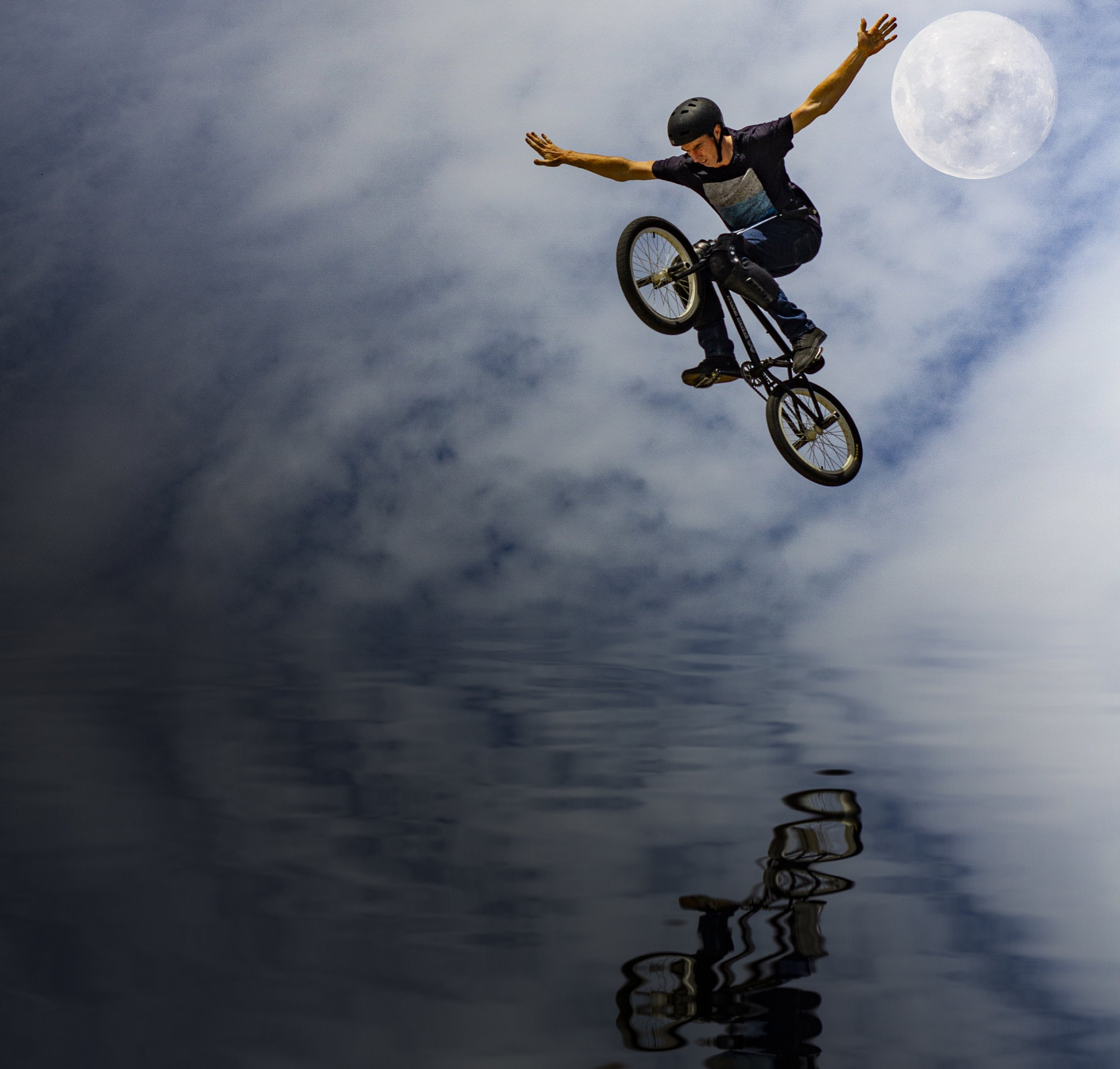 bike beach moon.jpg