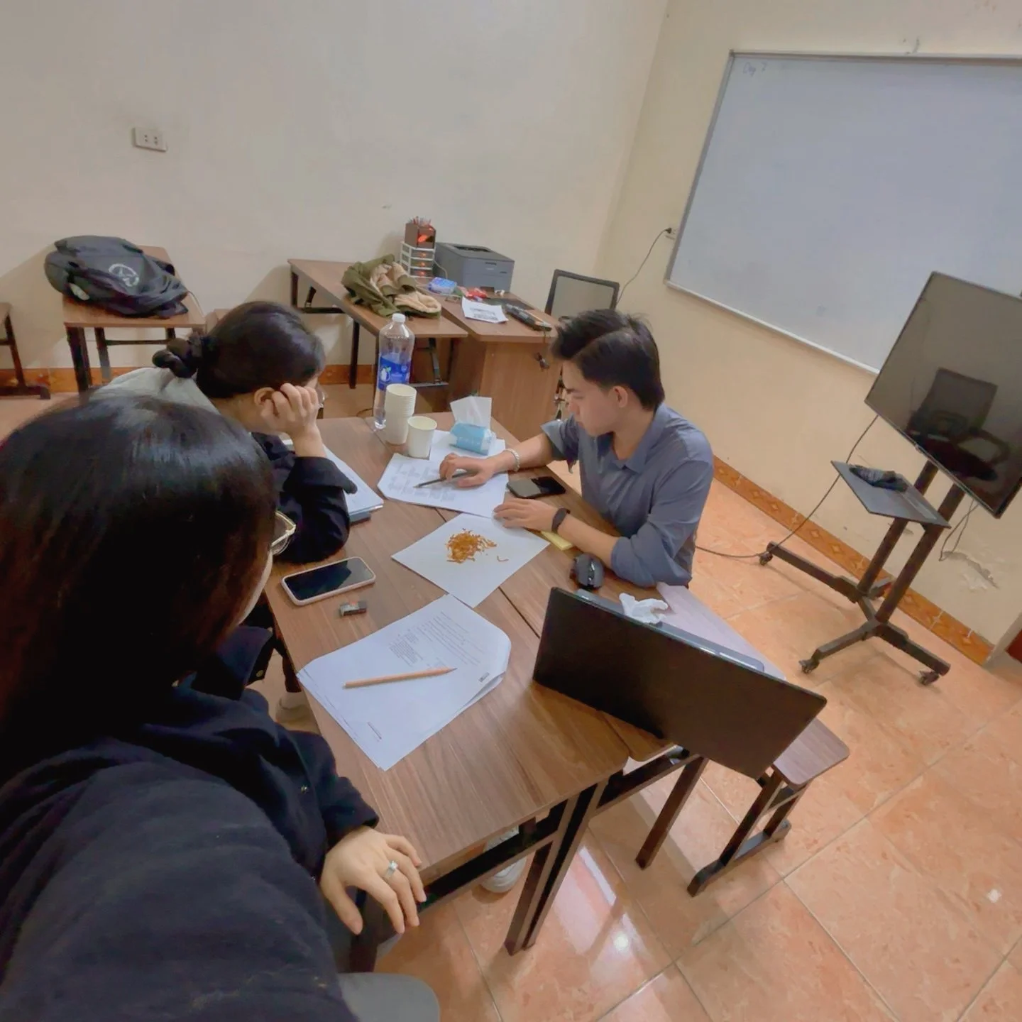 Ảnh trên lớp 1.jpg