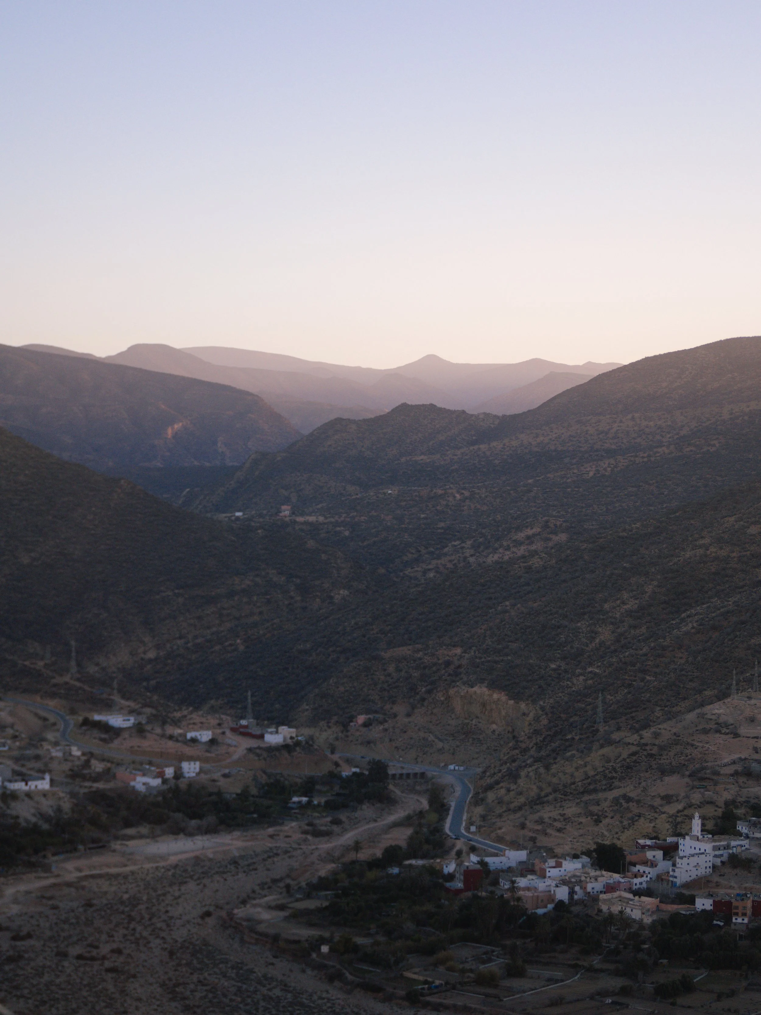 BE OUTSIDE | Outside, connected with nature.