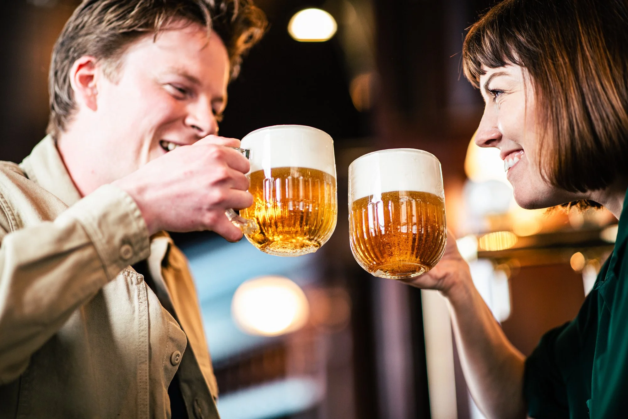 BUDWEISER BUDVAR: CZECH MATES