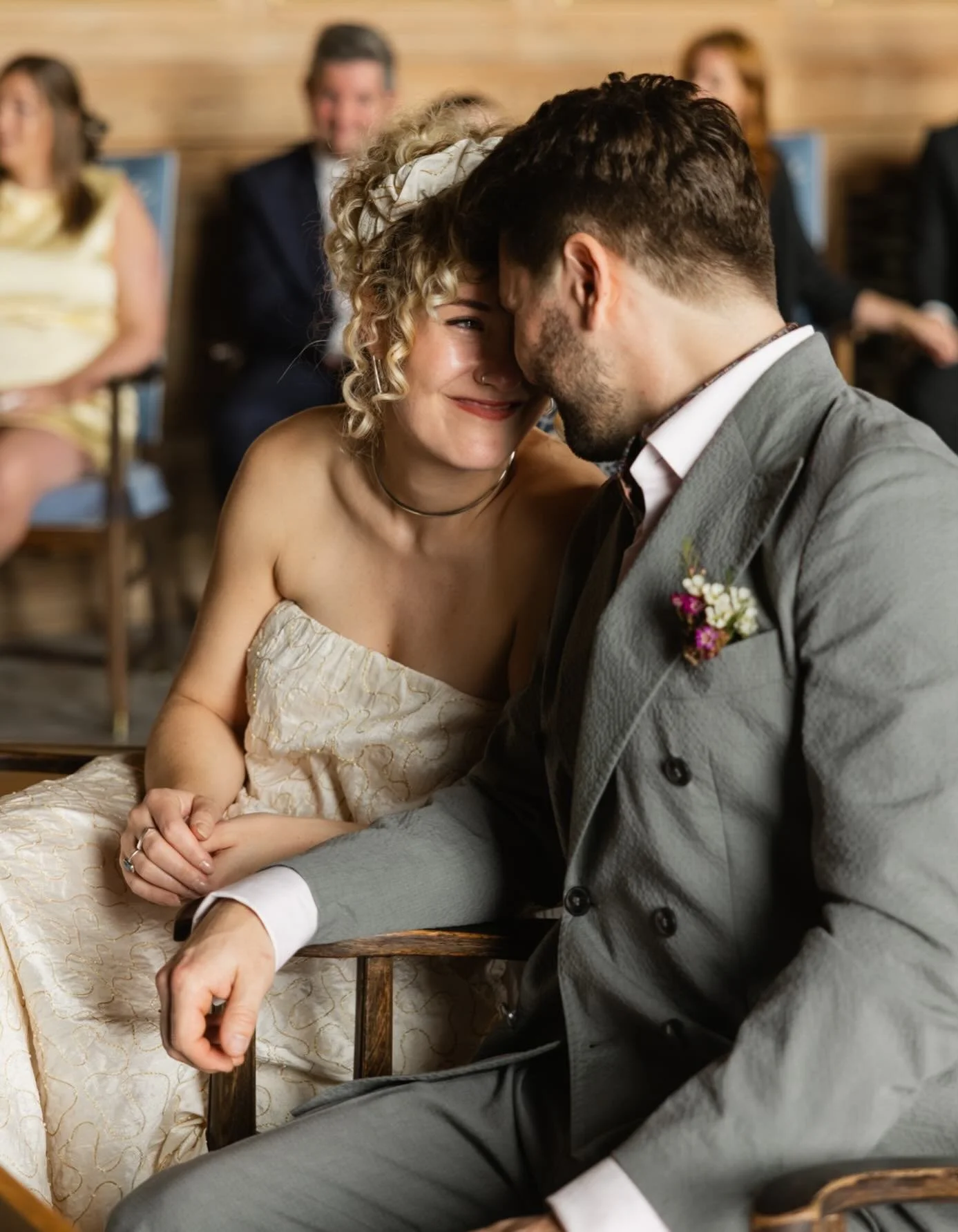 Du skal lete lenge etter et kulere par enn Madie &amp; Oscar! De fikk den siste sommerdagen i 2025 og hadde en fantastisk dag med b&oslash;ttevis av latter og kj&aelig;rlighet.