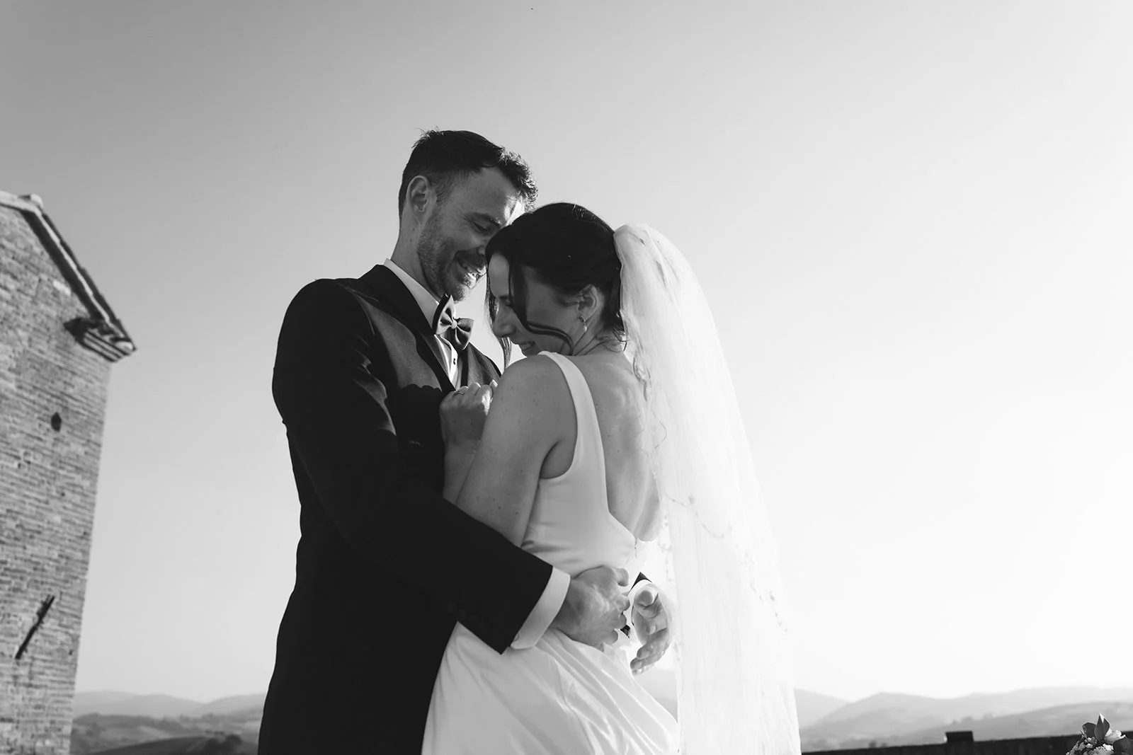 By choosing a professional destination wedding celebrant in Italy, couples ensure that every moment of their wedding is carefully curated, emotional, and unforgettable.