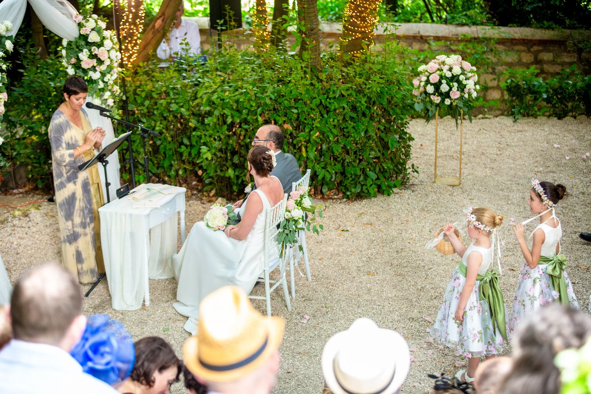 Professional celebrant in Italy creating bespoke symbolic wedding ceremonies