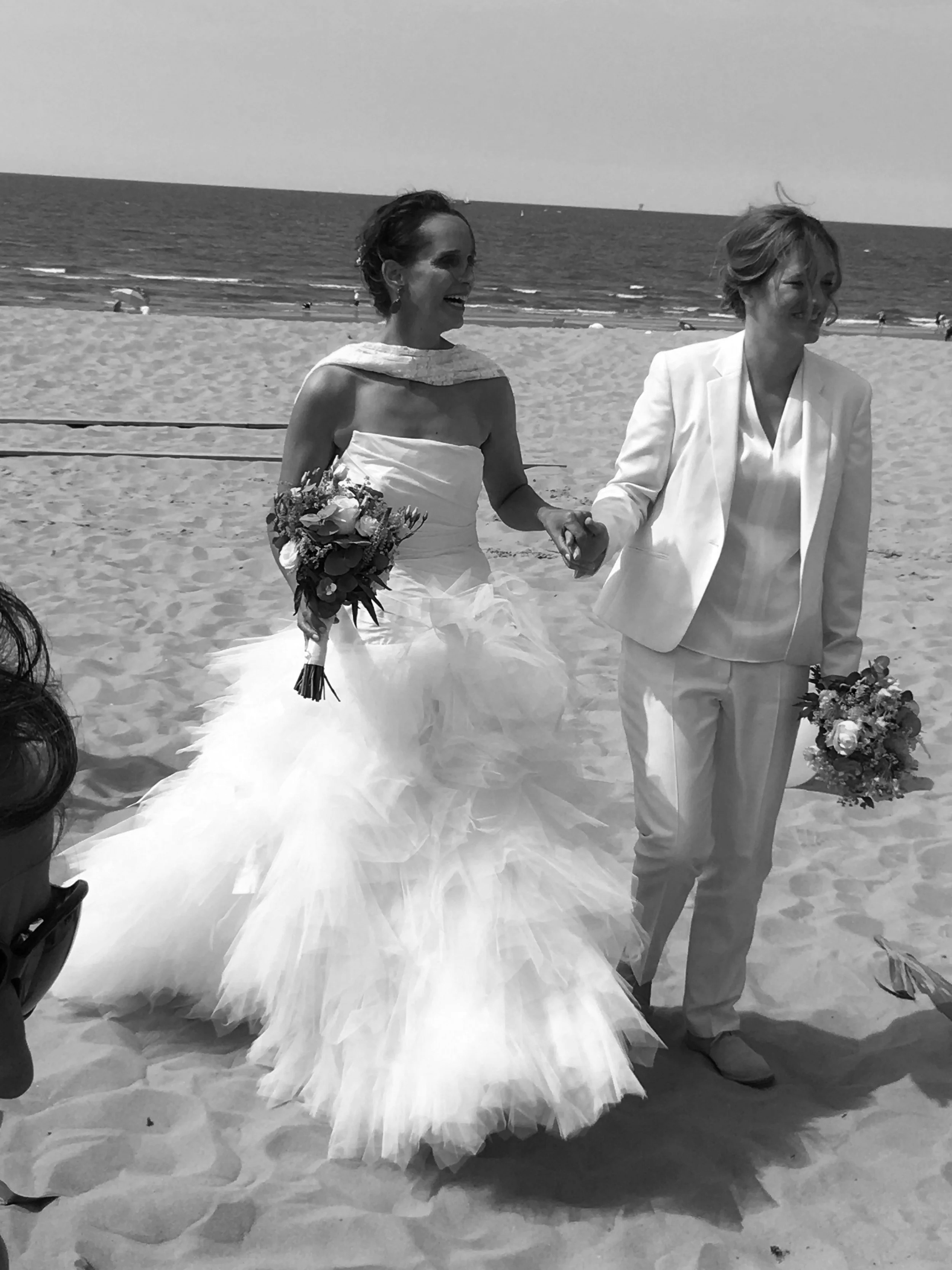 wedding celebrant in Italy, a guide to the country’s beauty, gastronomy, and culture. Symbolic wedding celebrant Italy and English speaking officiant Italy.  Paola Orazi the best celebrant in Italy