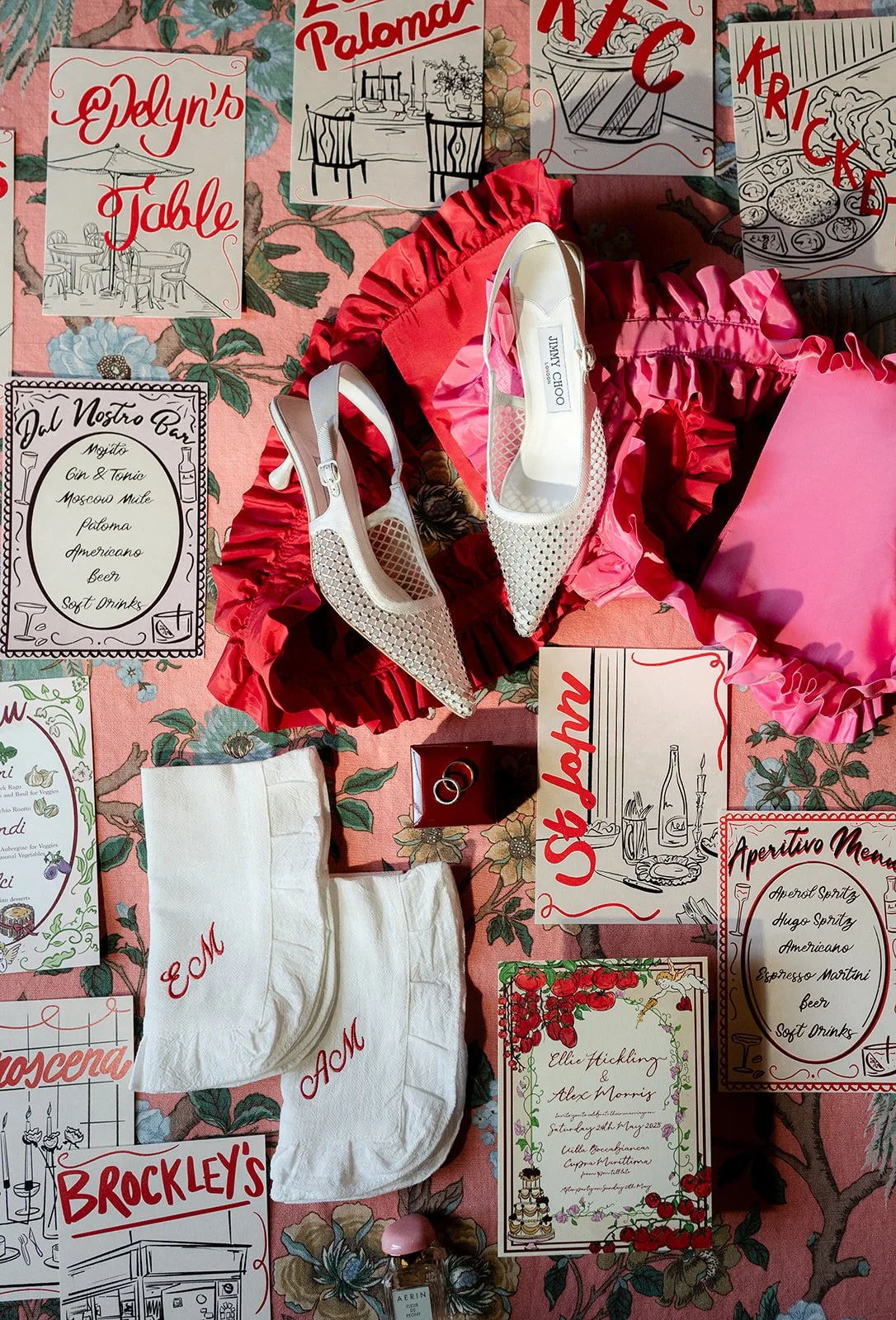 Your ceremony should feel like you — not a script read a hundred times before. Paola Orazi Independent Celebrant the best thoughtful approach. Italy. Married by Paola.