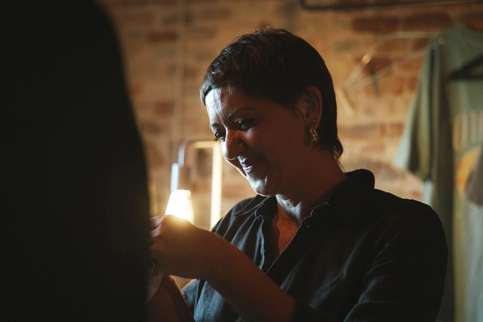 a wedding celebrant in Italy combines romance, storytelling, and flawless organisation. American and Australian  English-speaking wedding celebrant in Italy who can deliver a personalised, meaningful ceremony. Paola Orazi Independent Celebrant