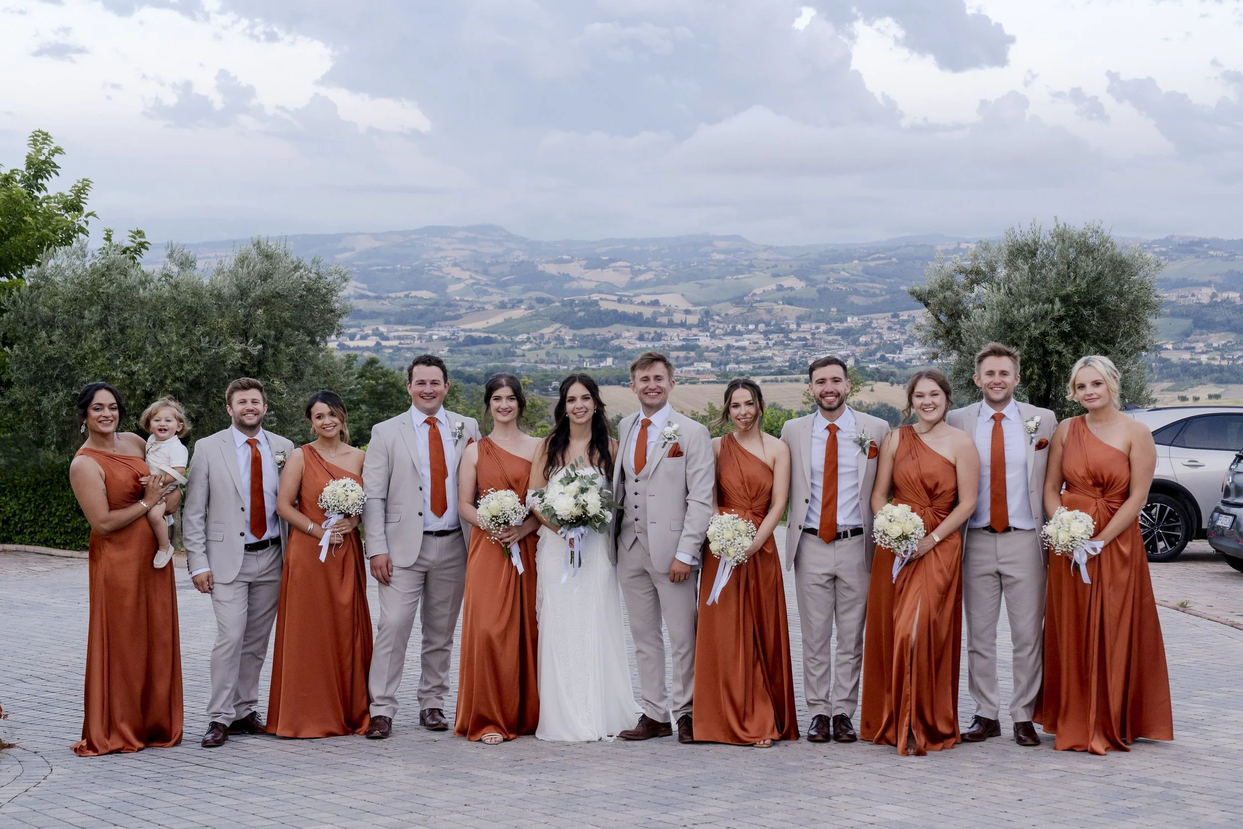 Your ceremony should be the heart of your day — a moment that feels real, joyful, and beautifully yours. Couples searching for a Tuscan wedding celebrant or a Lake Como wedding ceremony love having an English-speaking celebrant 