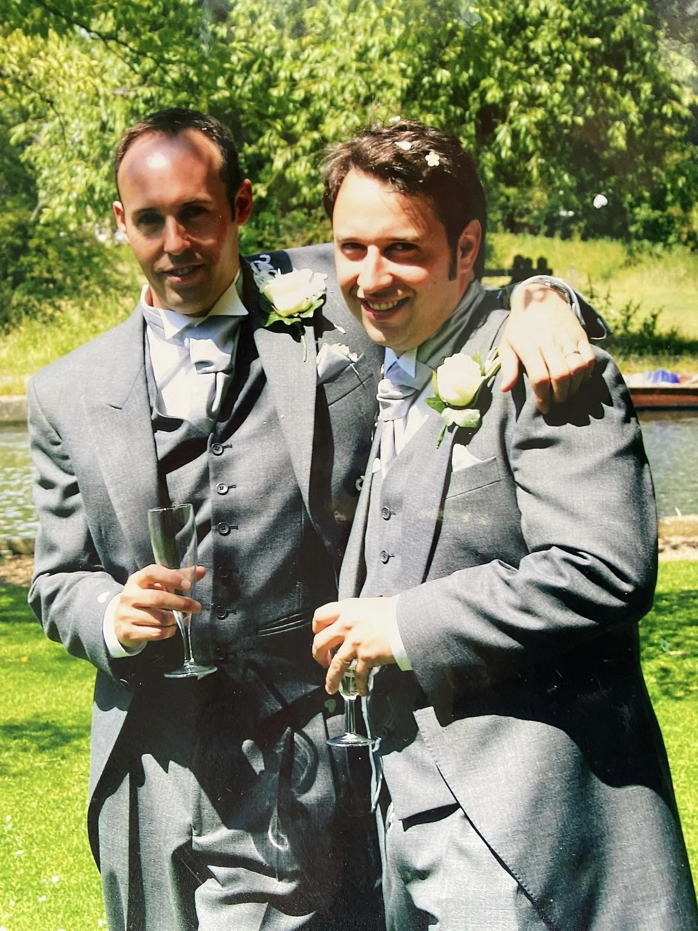 best Italy wedding celebrants who can combine meaningful ceremonies with luxury travel experiences. Symbolic wedding celebrant Italy and English speaking officiant Italy.  Paola Orazi the best celebrant in Italy