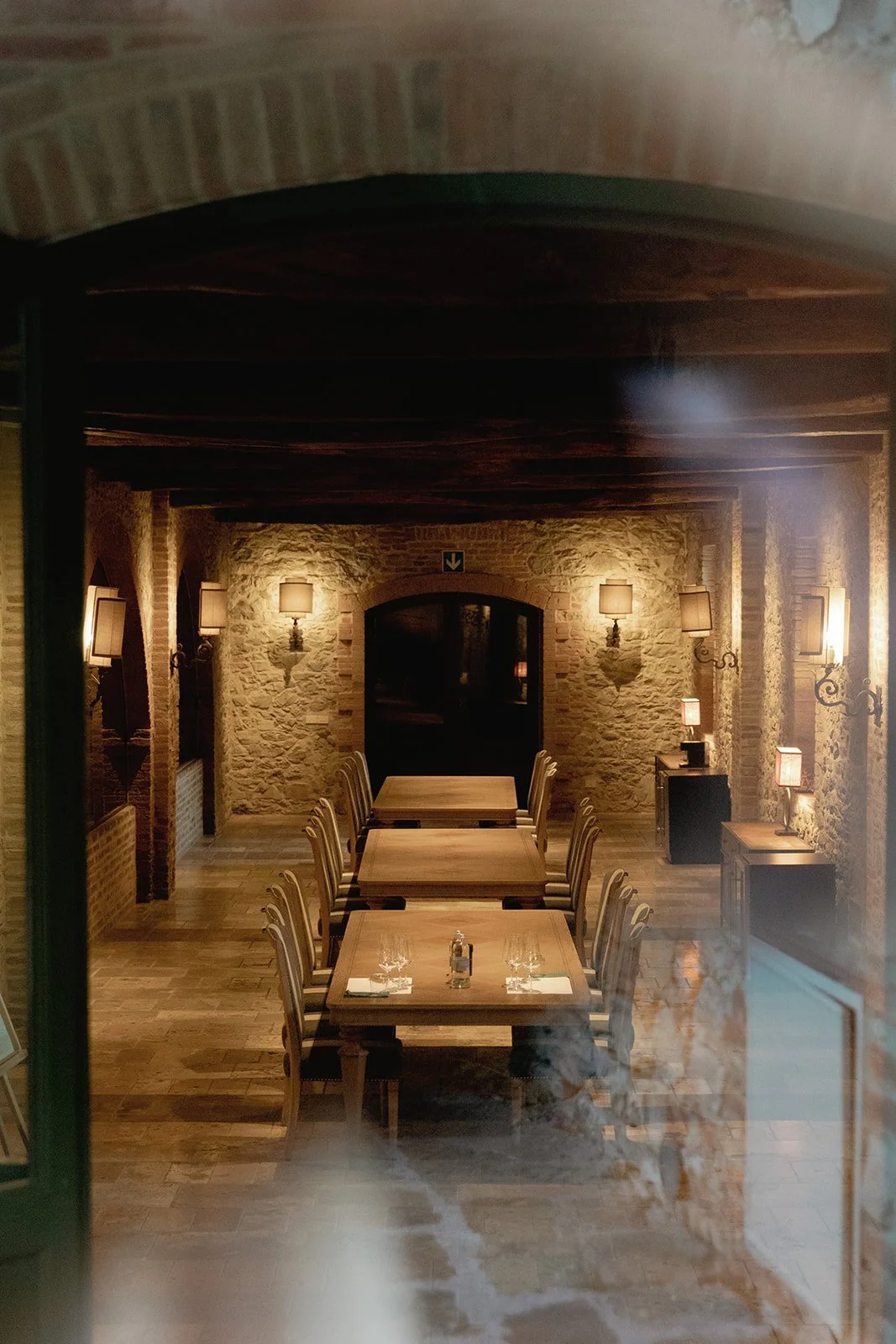 Australian couples wedding Italy choose Italy for its stunning scenery and unforgettable experiences. Paola Orazi professional destination wedding celebrant in Italy