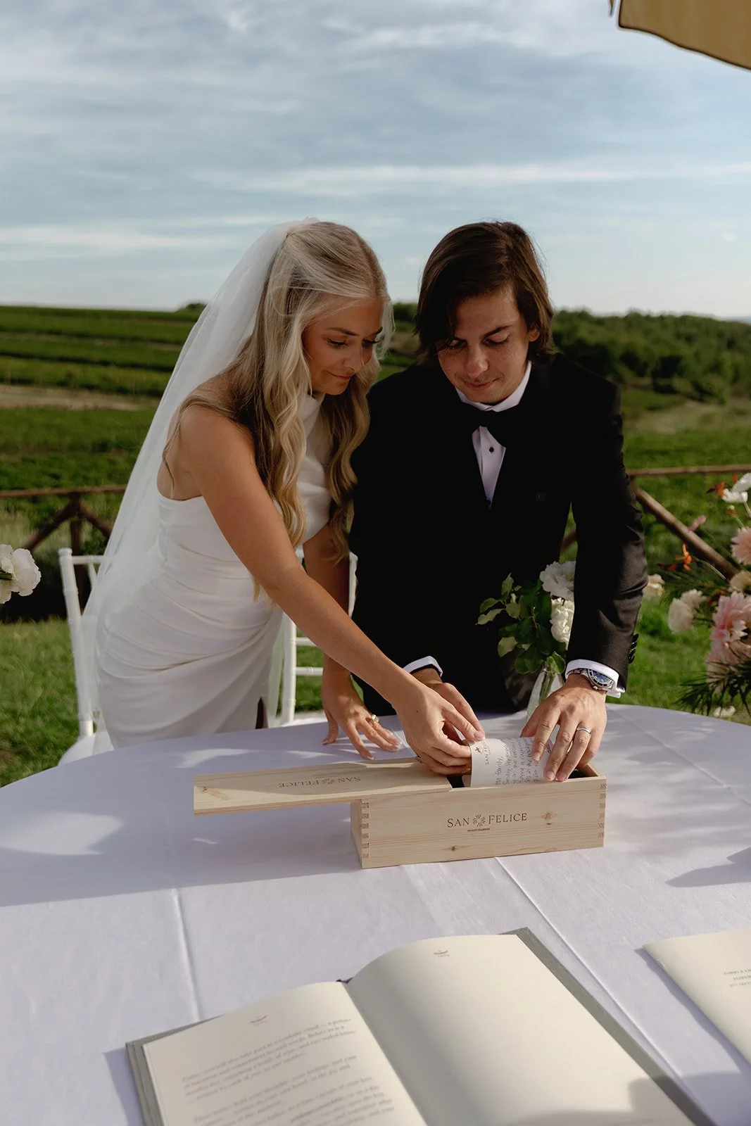 Independent celebrants for foreigners in Italy, professionals who offer calm confidence, fluent English delivery, and a deep understanding of destination wedding logistics.